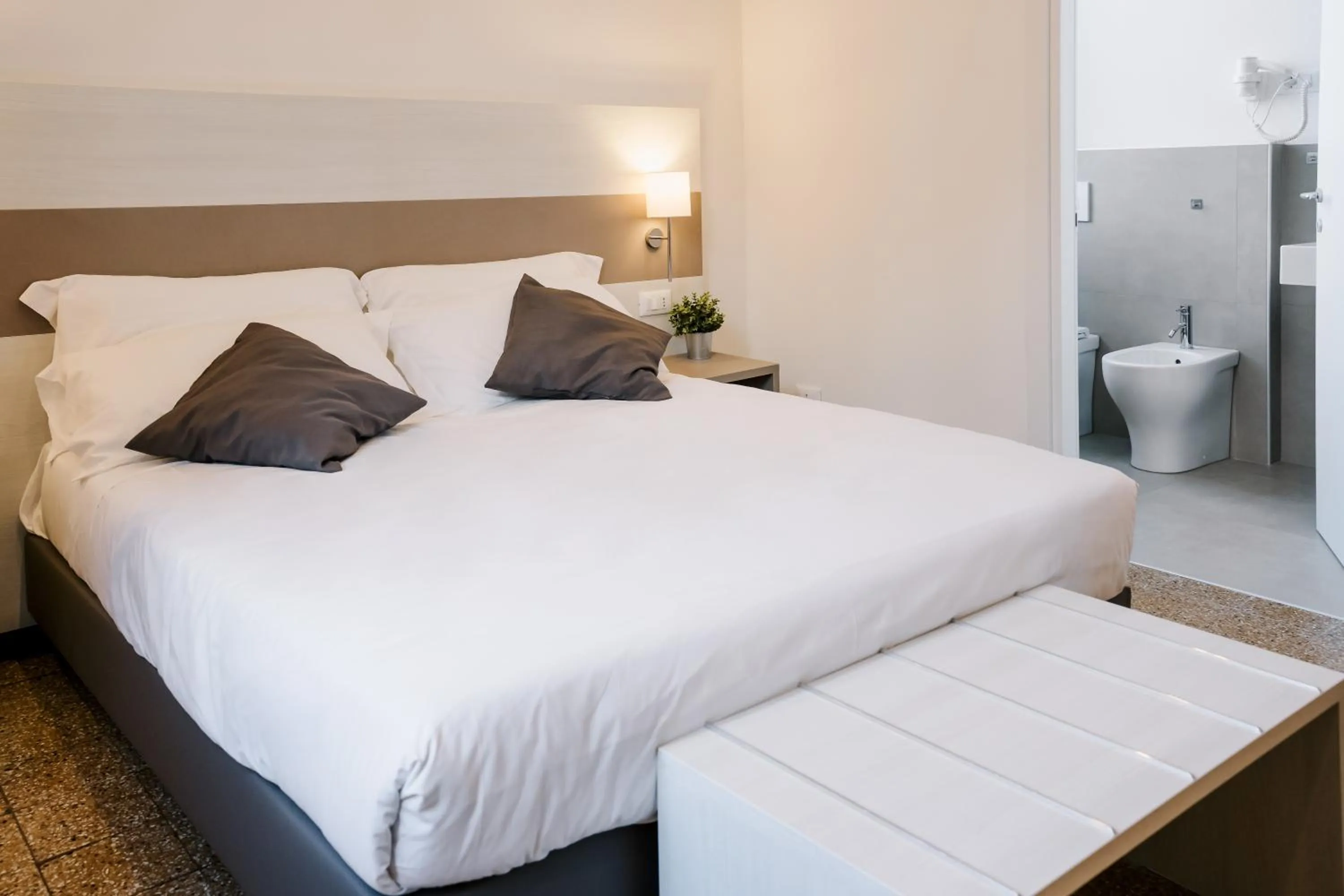 Bed in LaMì Room & Apartment