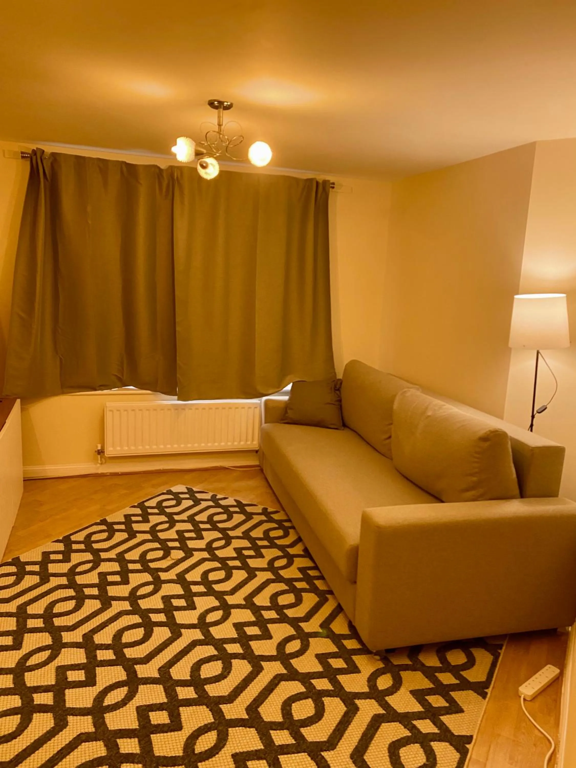 Living room in Impeccable 2-Bed Apartment in London