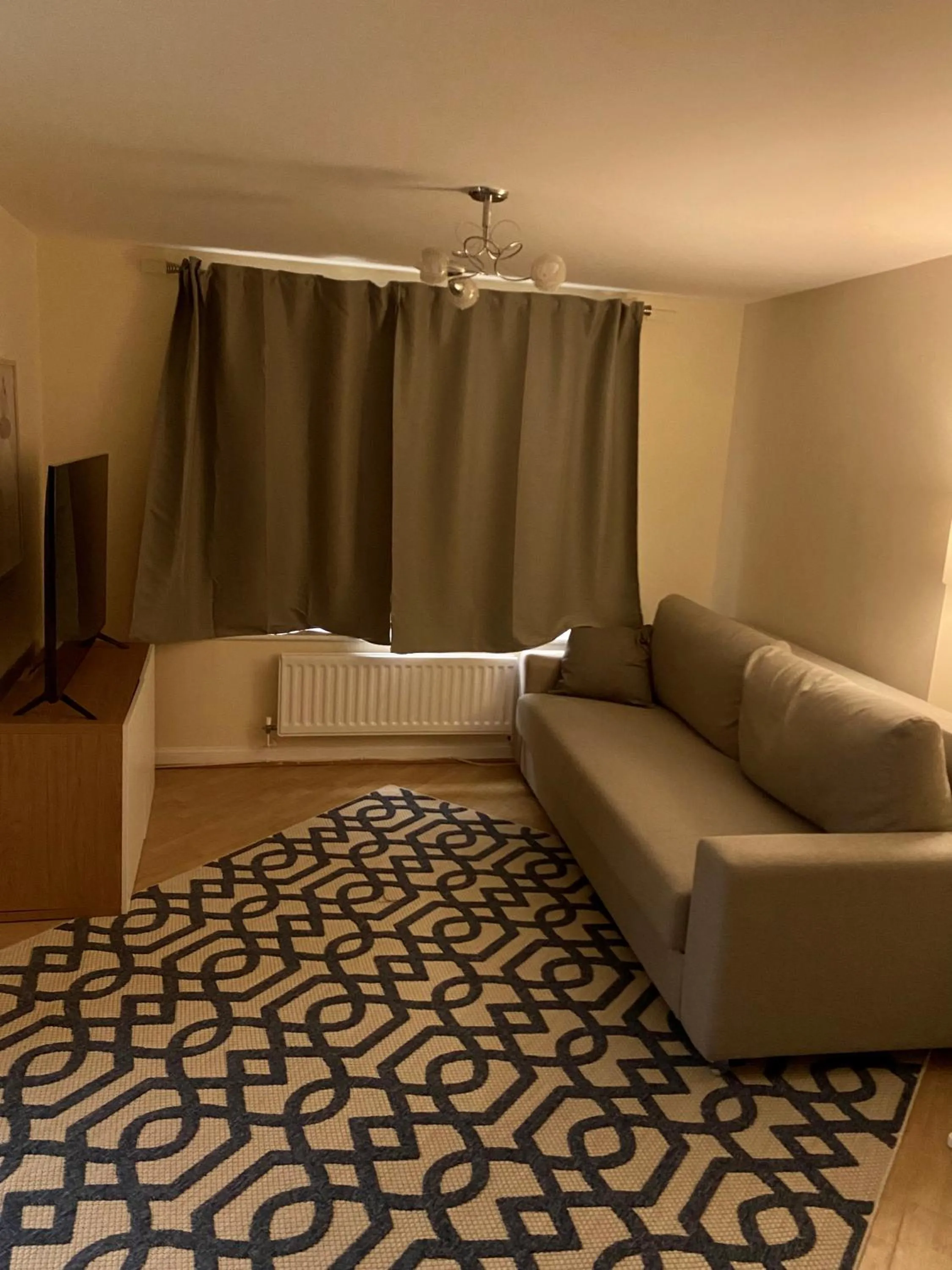 Living room in Impeccable 2-Bed Apartment in London