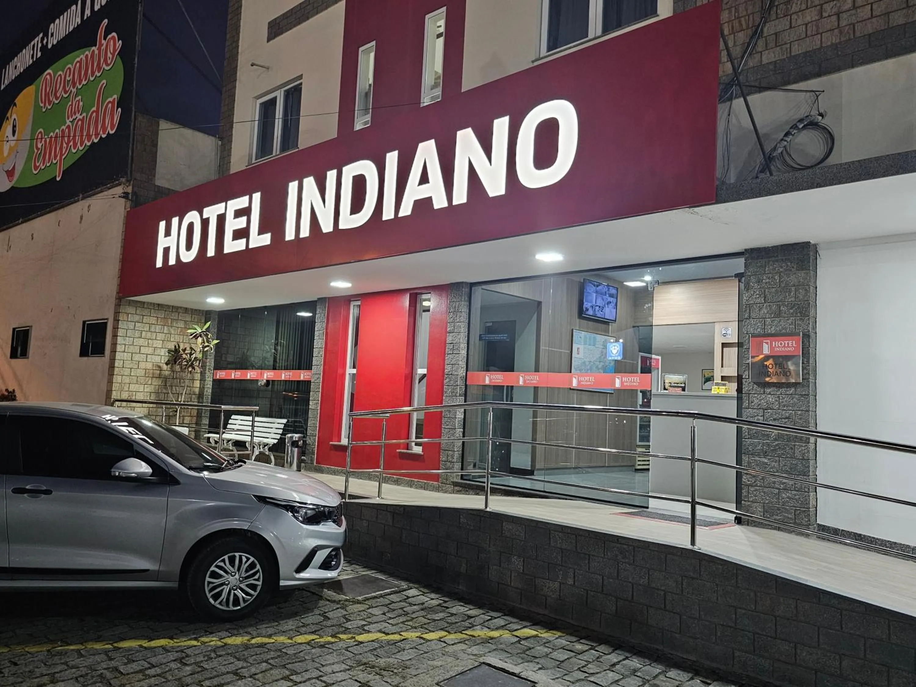 Facade/entrance in HOTEL INDIANO