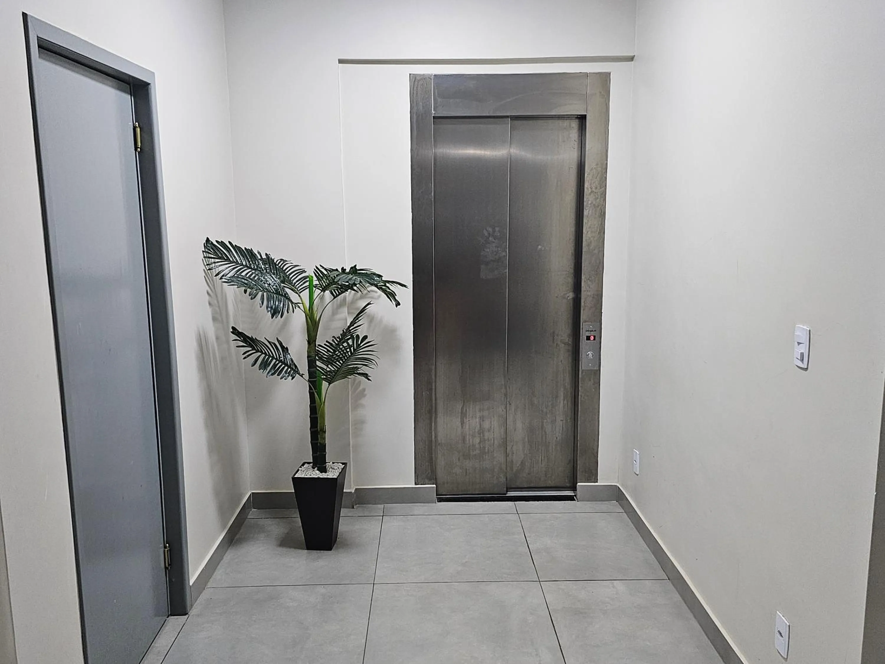 elevator in HOTEL INDIANO