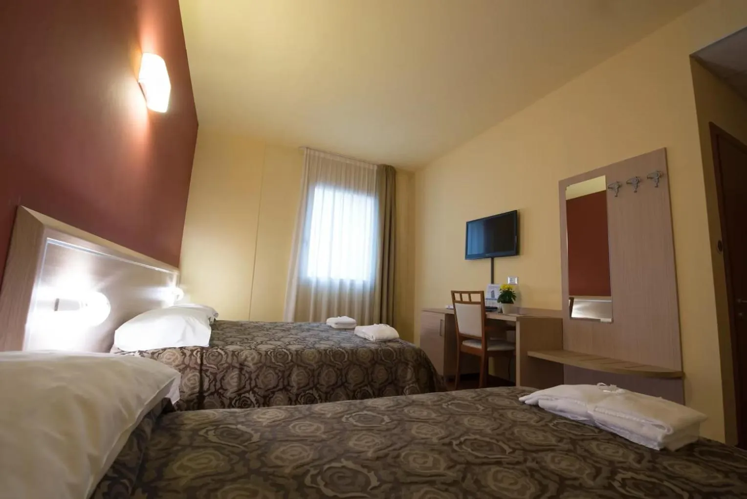 Bedroom, Bed in Hotel Formula Int. & Puravita SPA