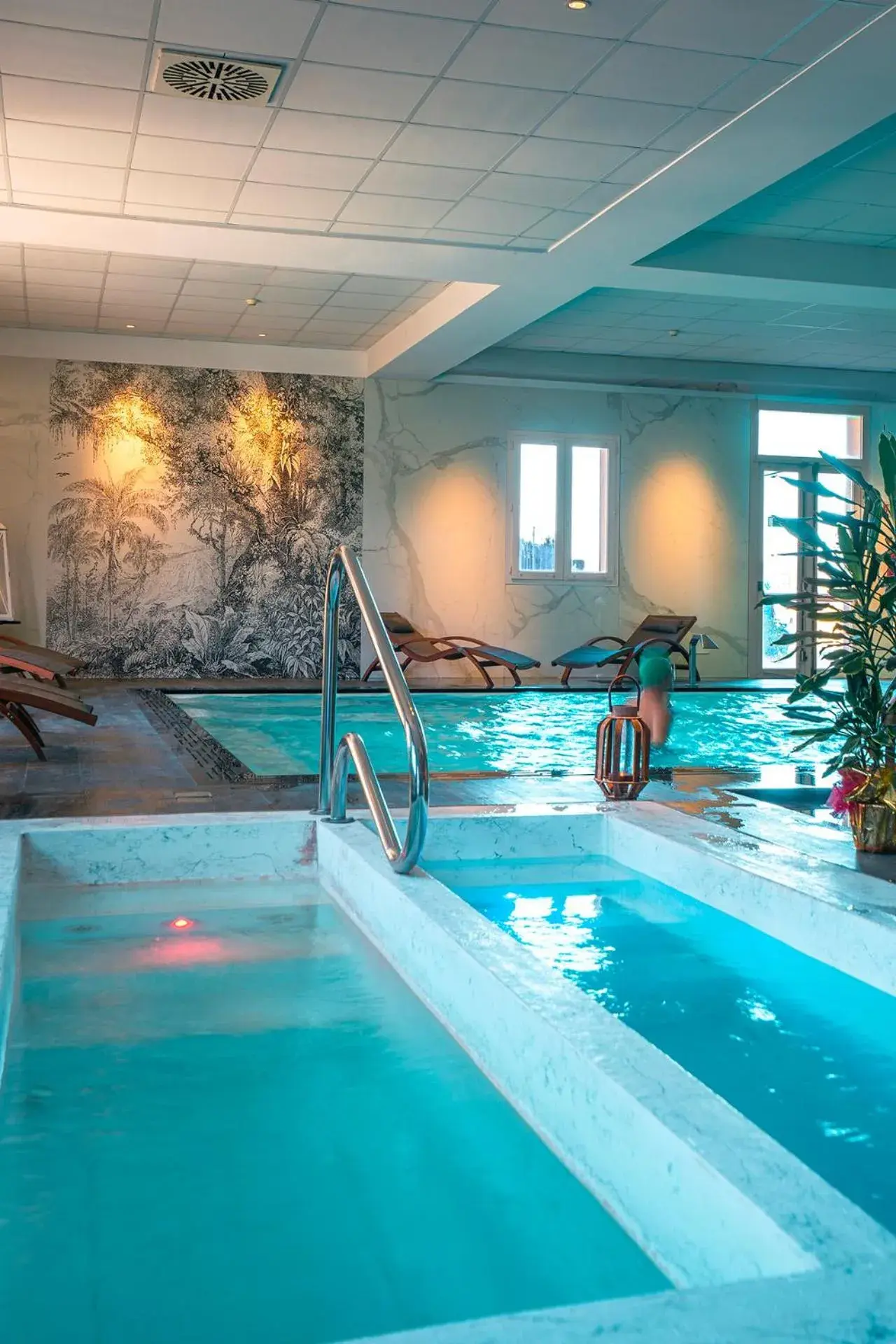 Swimming pool in Hotel Formula Int. & Puravita SPA Swimming pool in Hotel Formula Int. & Puravita SPA