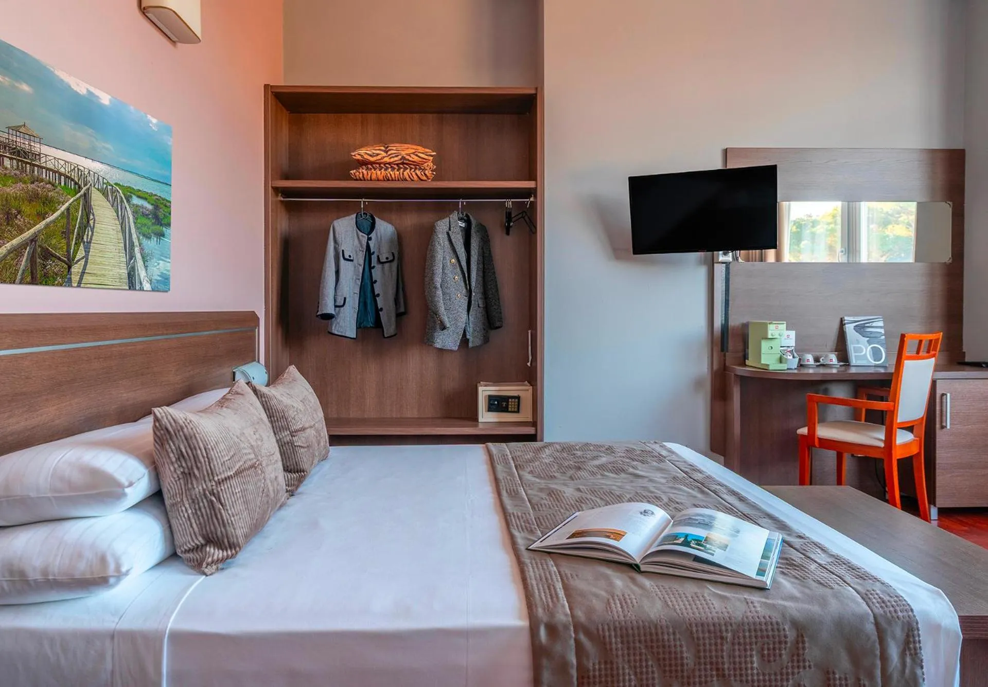 Bed in Hotel Formula Int. & Puravita SPA