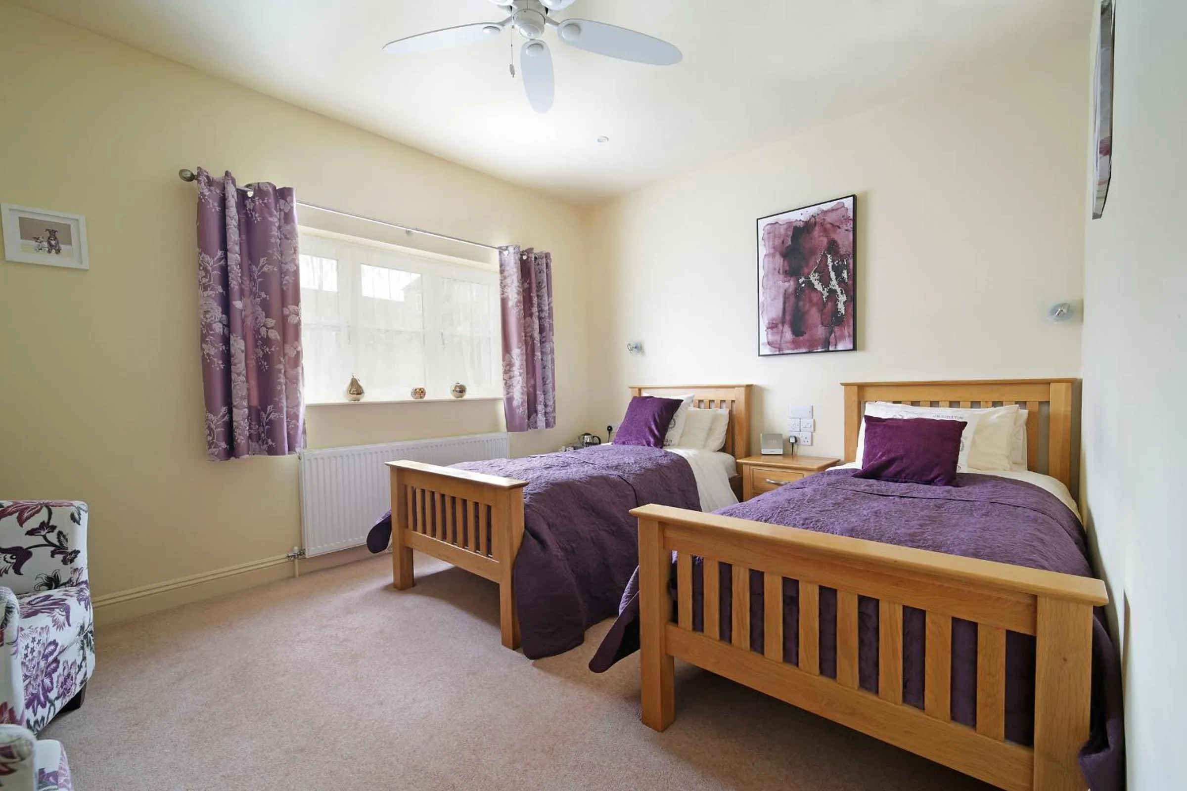 Bedroom in The Masons Arms