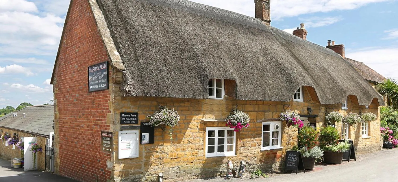 The Masons Arms