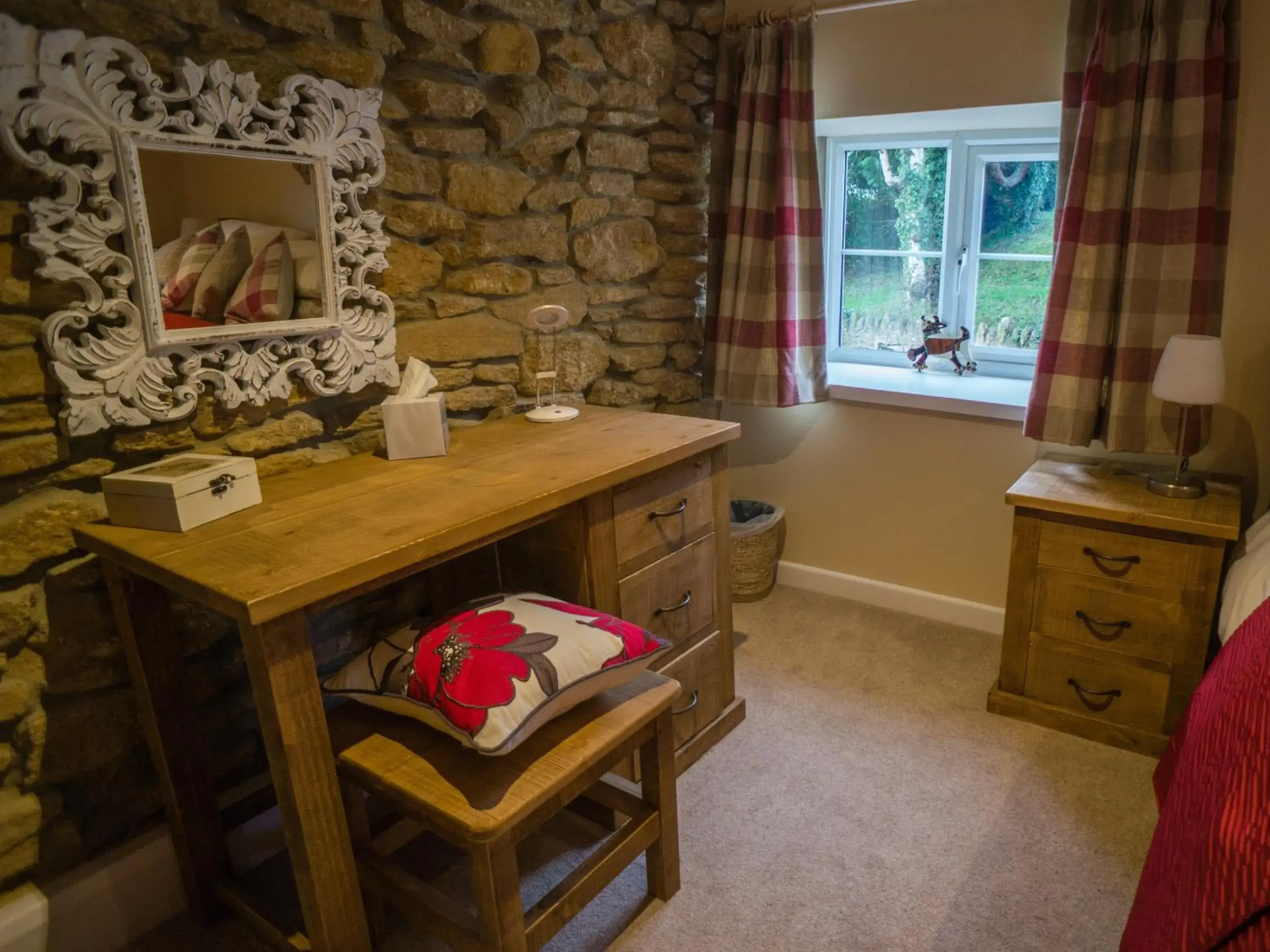 Bedroom in The Masons Arms Bedroom in The Masons Arms