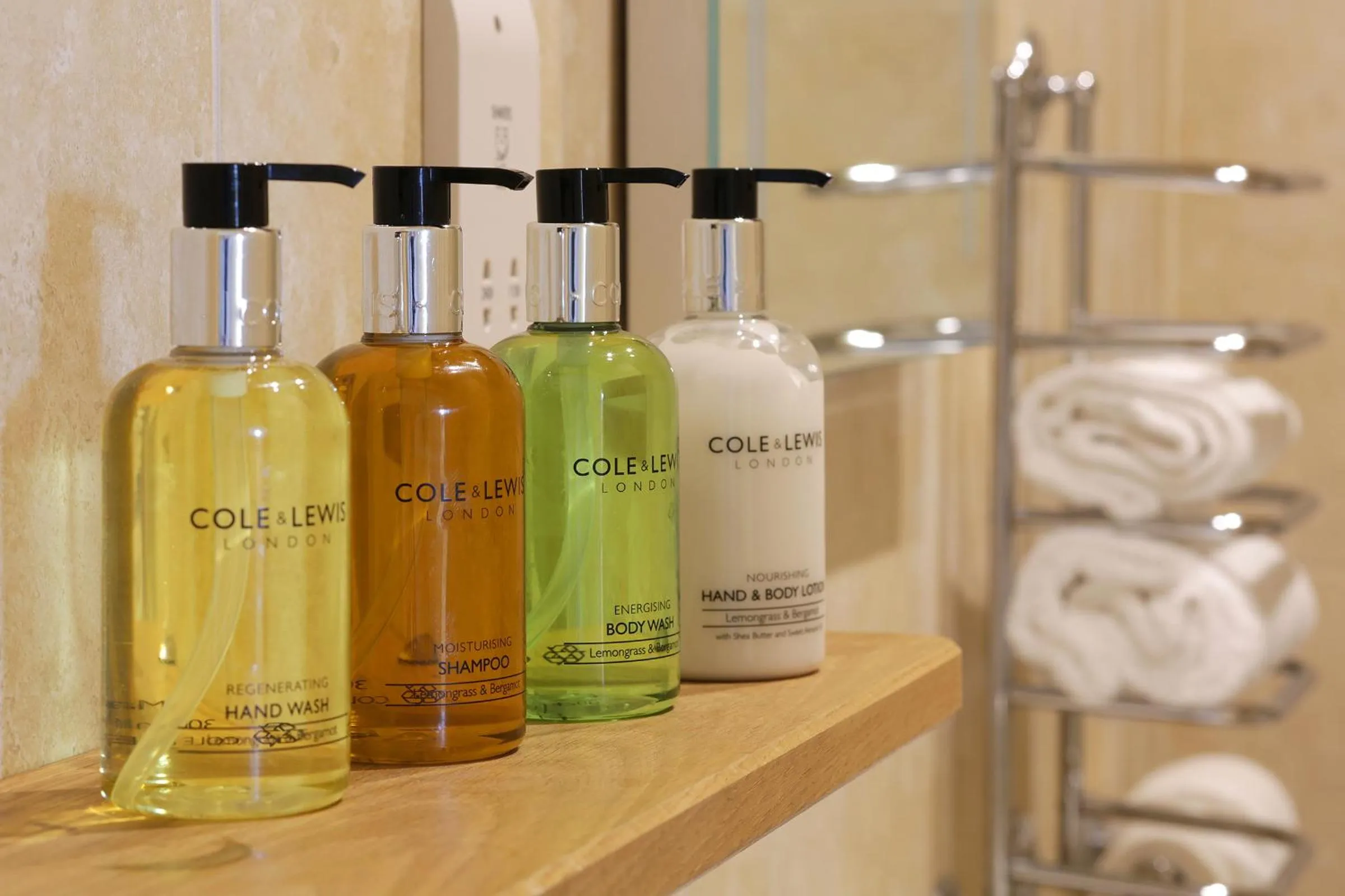 Bathroom in The Masons Arms