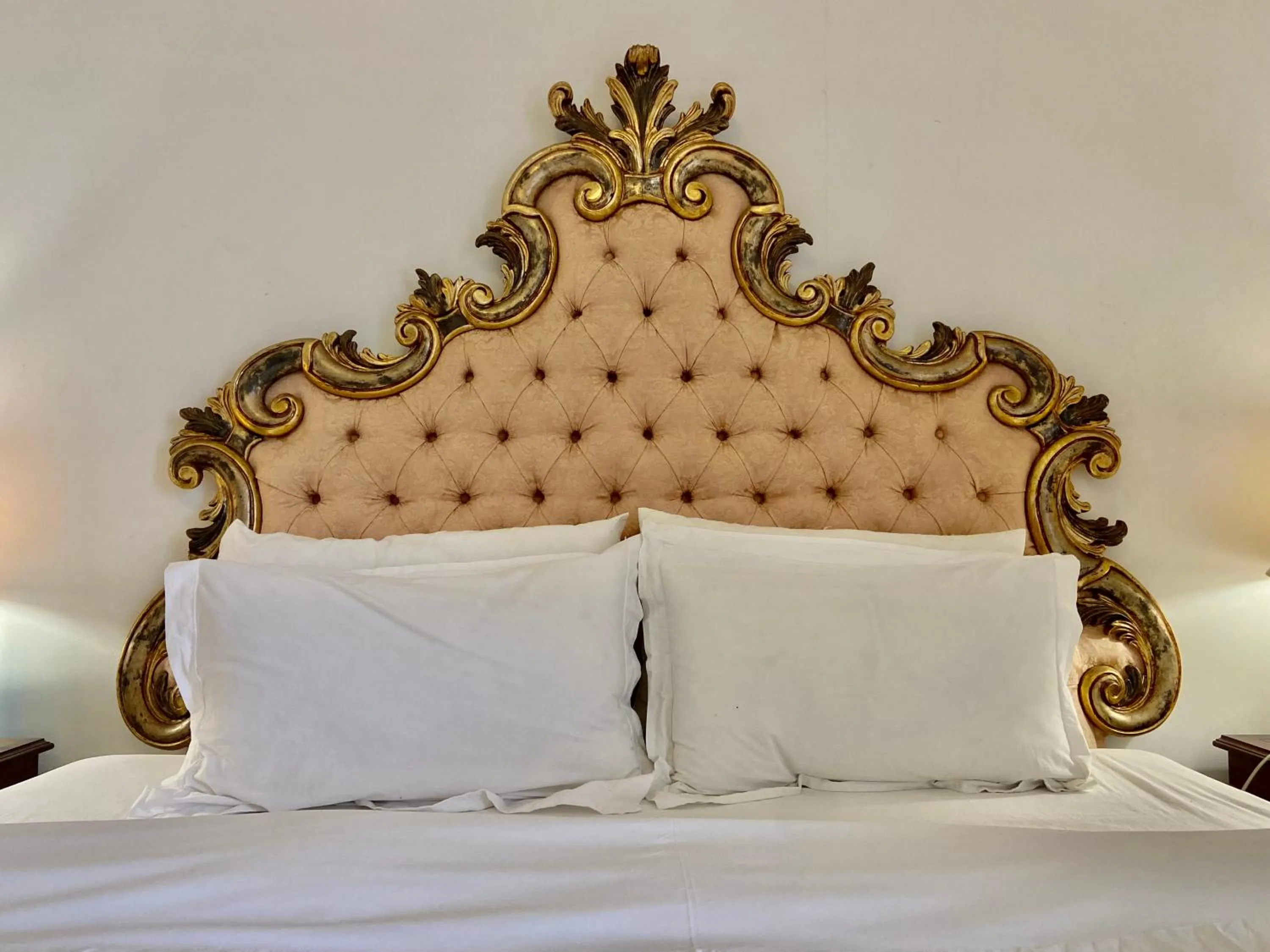 Bed in Château La Bainerie