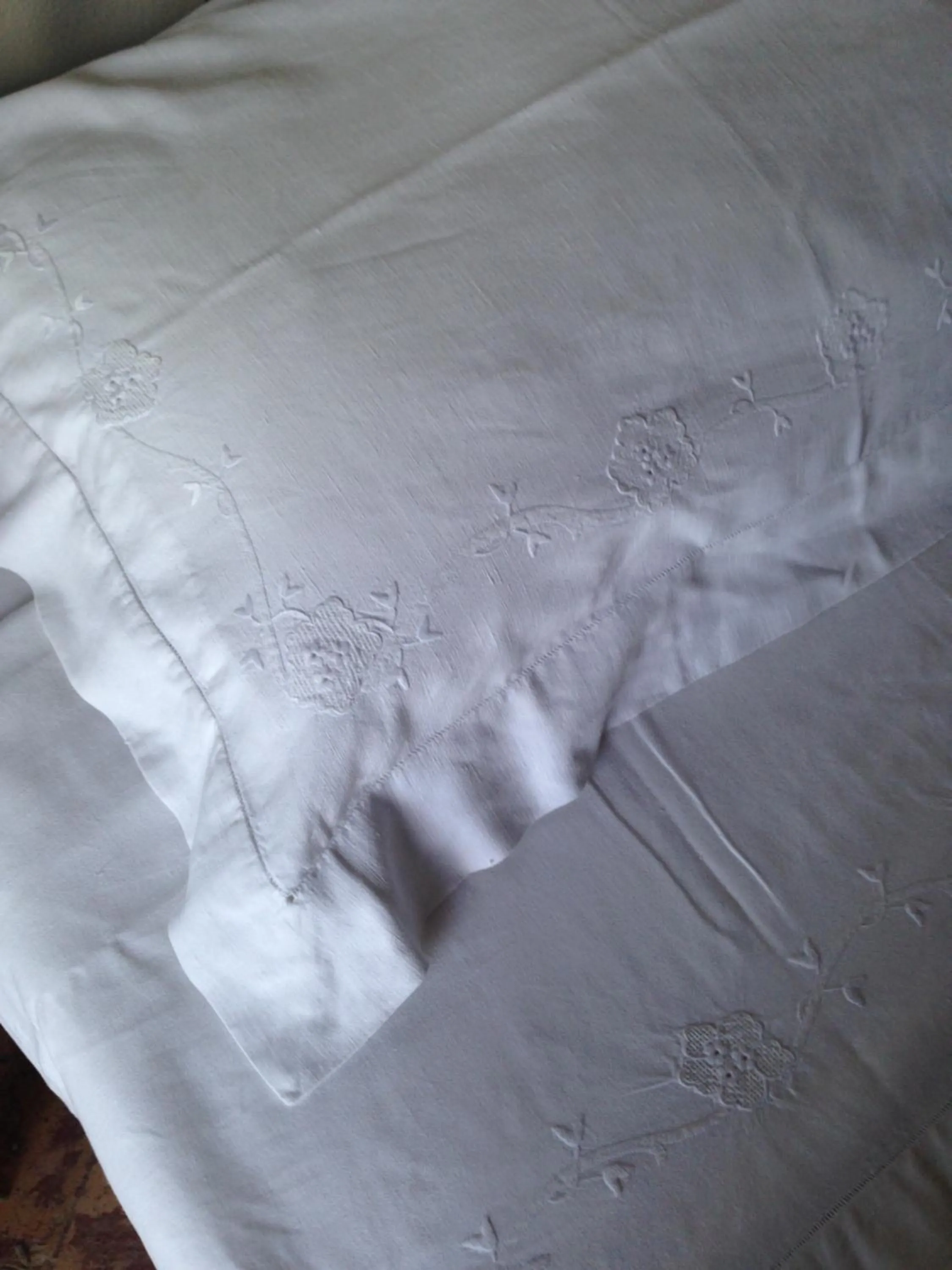 Decorative detail, Bed in Casa Ferrari