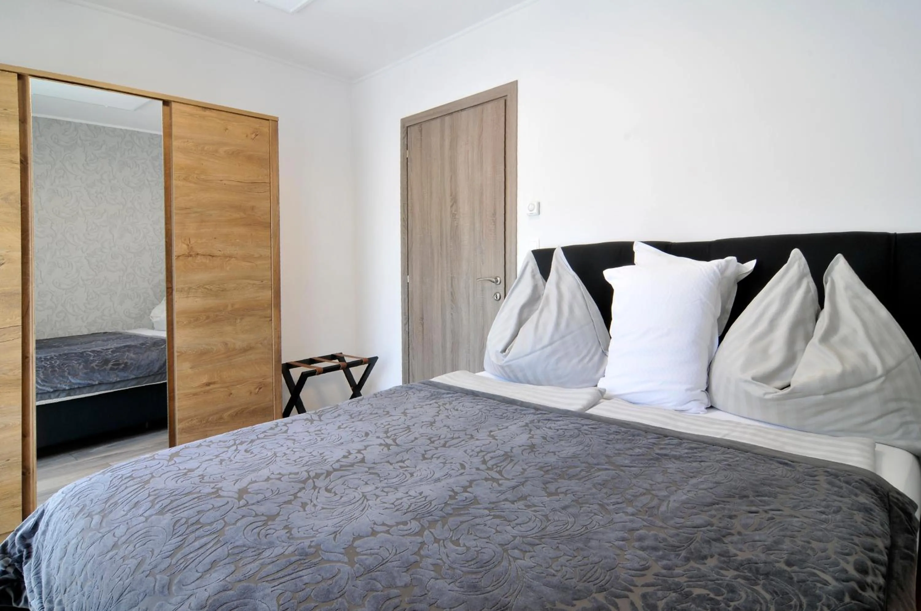 Bed in Silver Beach Apartments