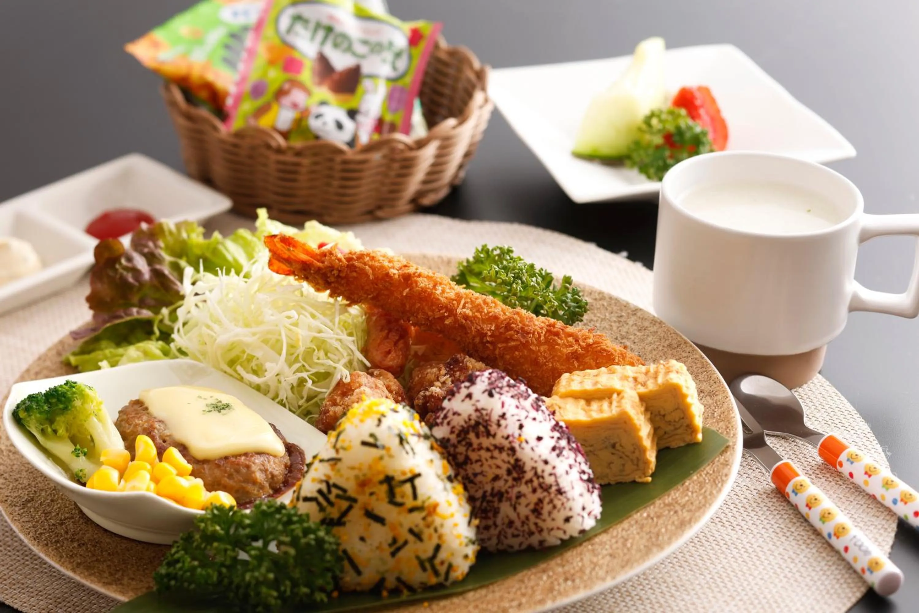 children in Oyado Andon Toba