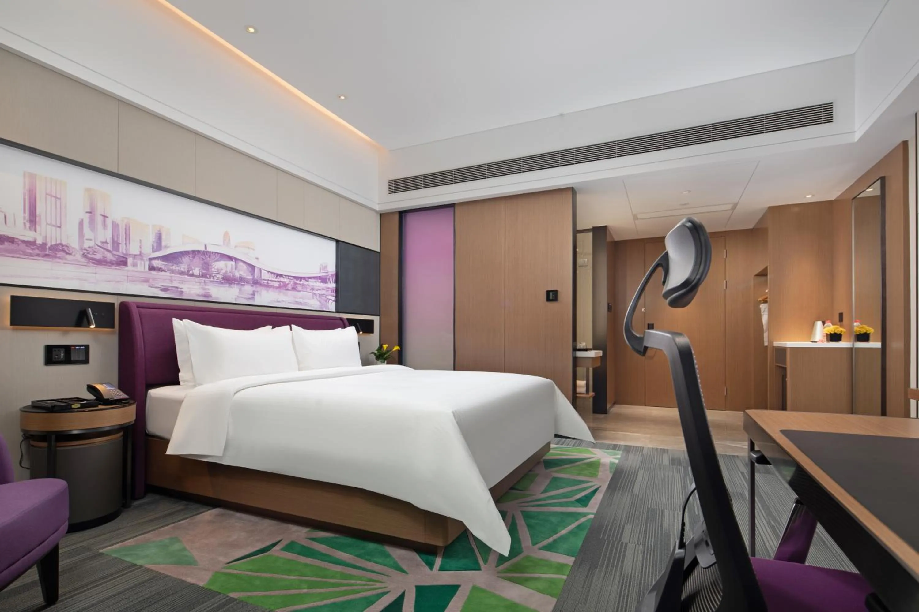 Bed in Hampton by Hilton Shenzhen Baoan Stadium