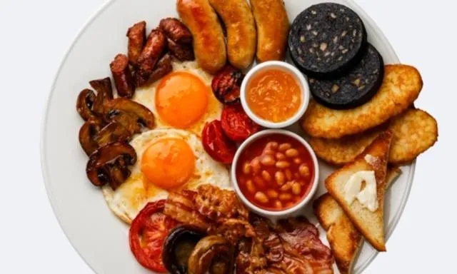 Breakfast in The Antelope at Upavon