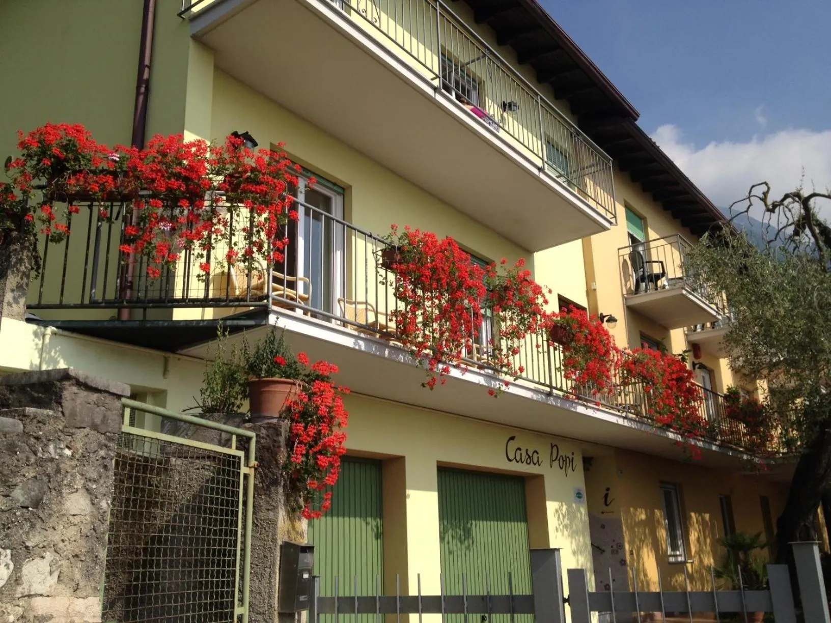 Property building in Hotel Casa Popi