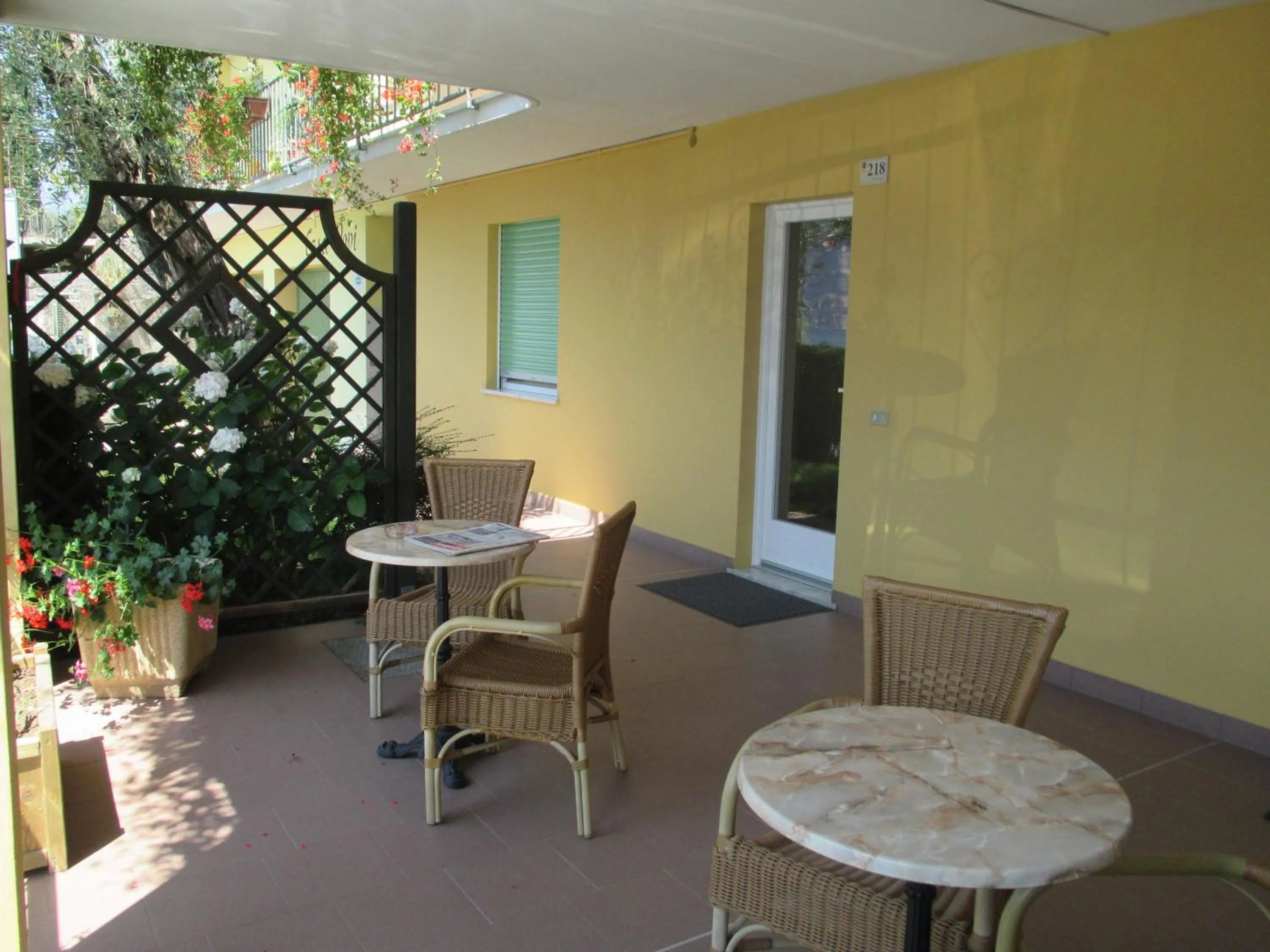 Patio in Hotel Casa Popi