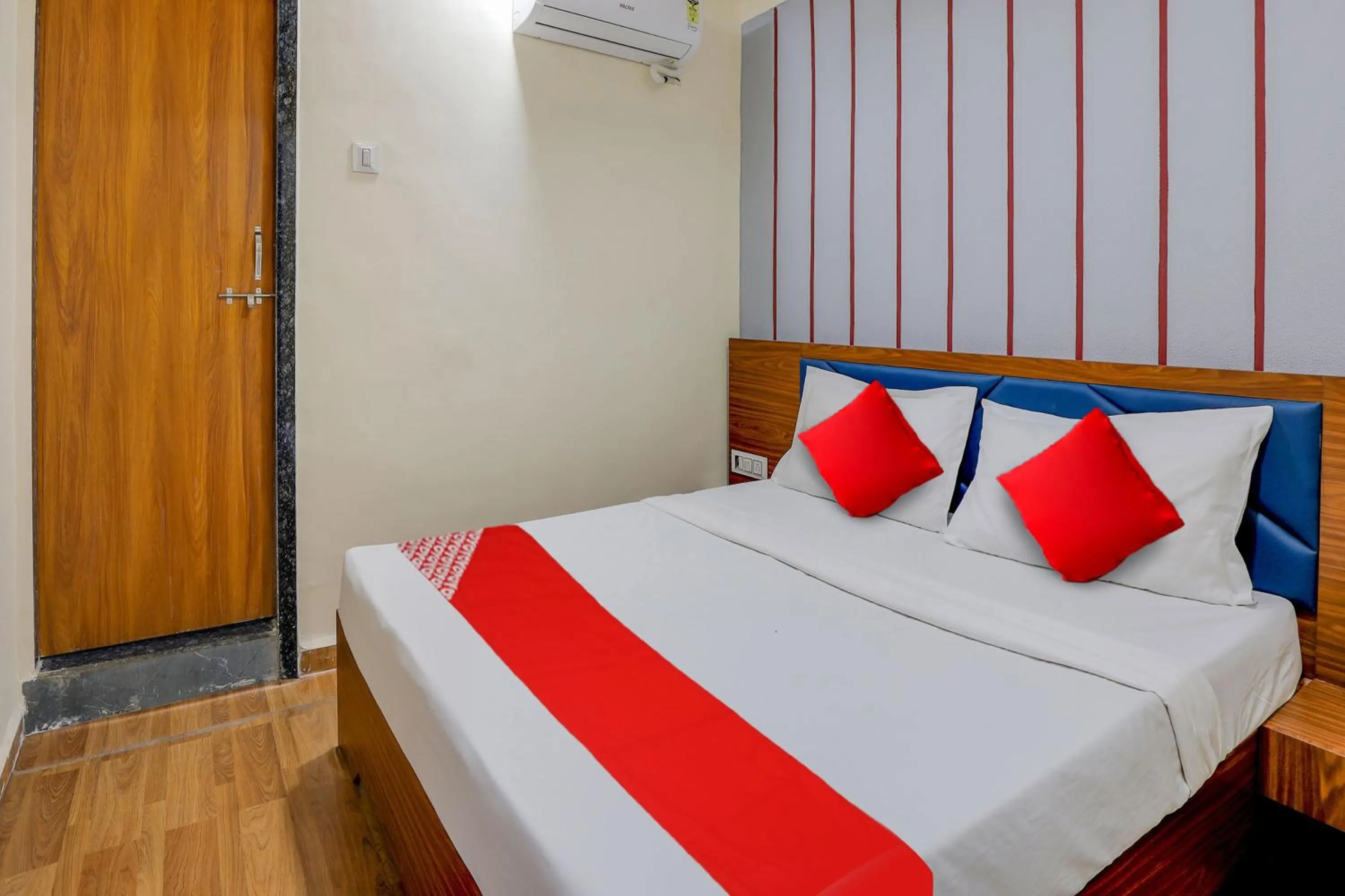 Bedroom, Bed in Hotel O Lotus