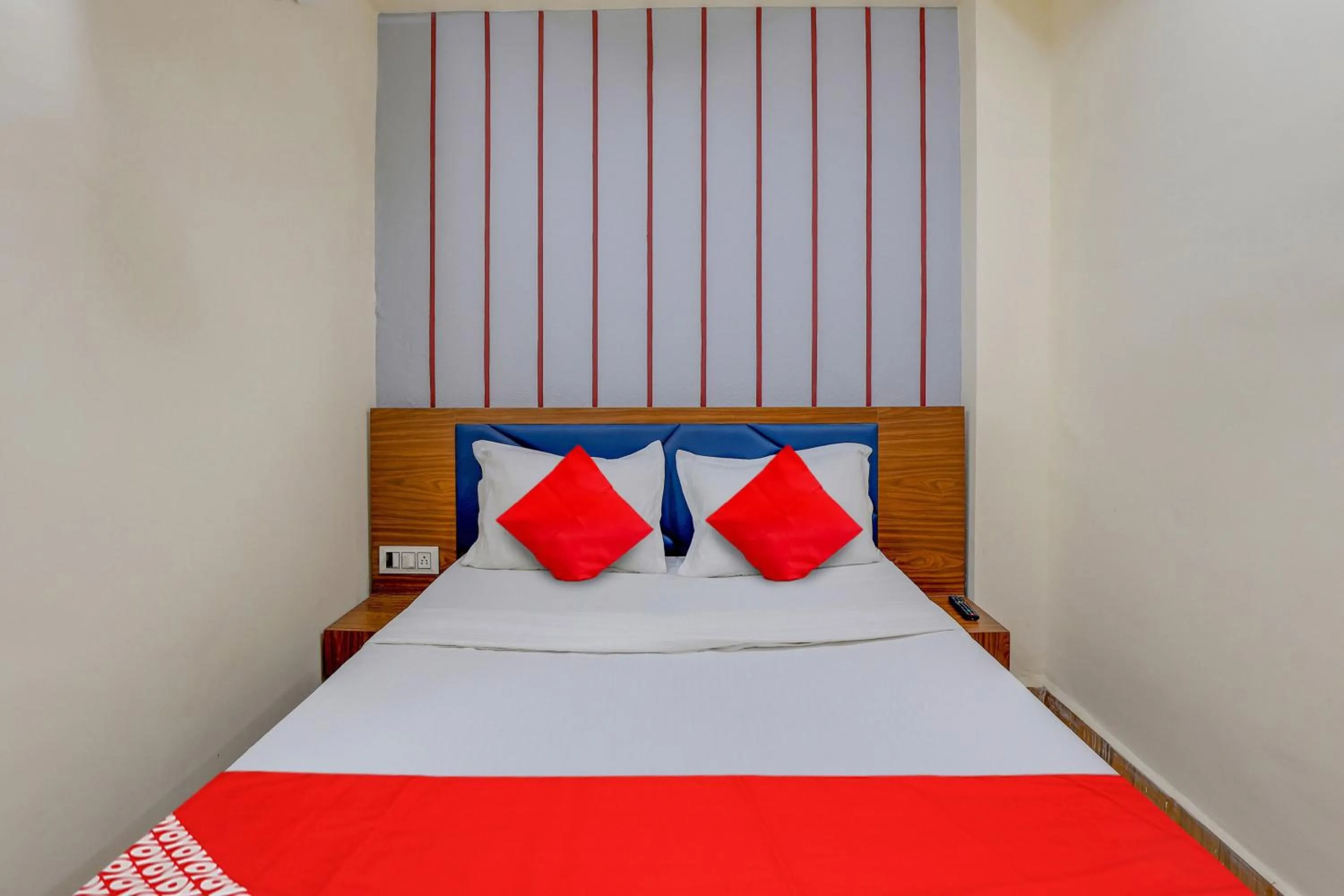 Bedroom, Bed in Hotel O Lotus