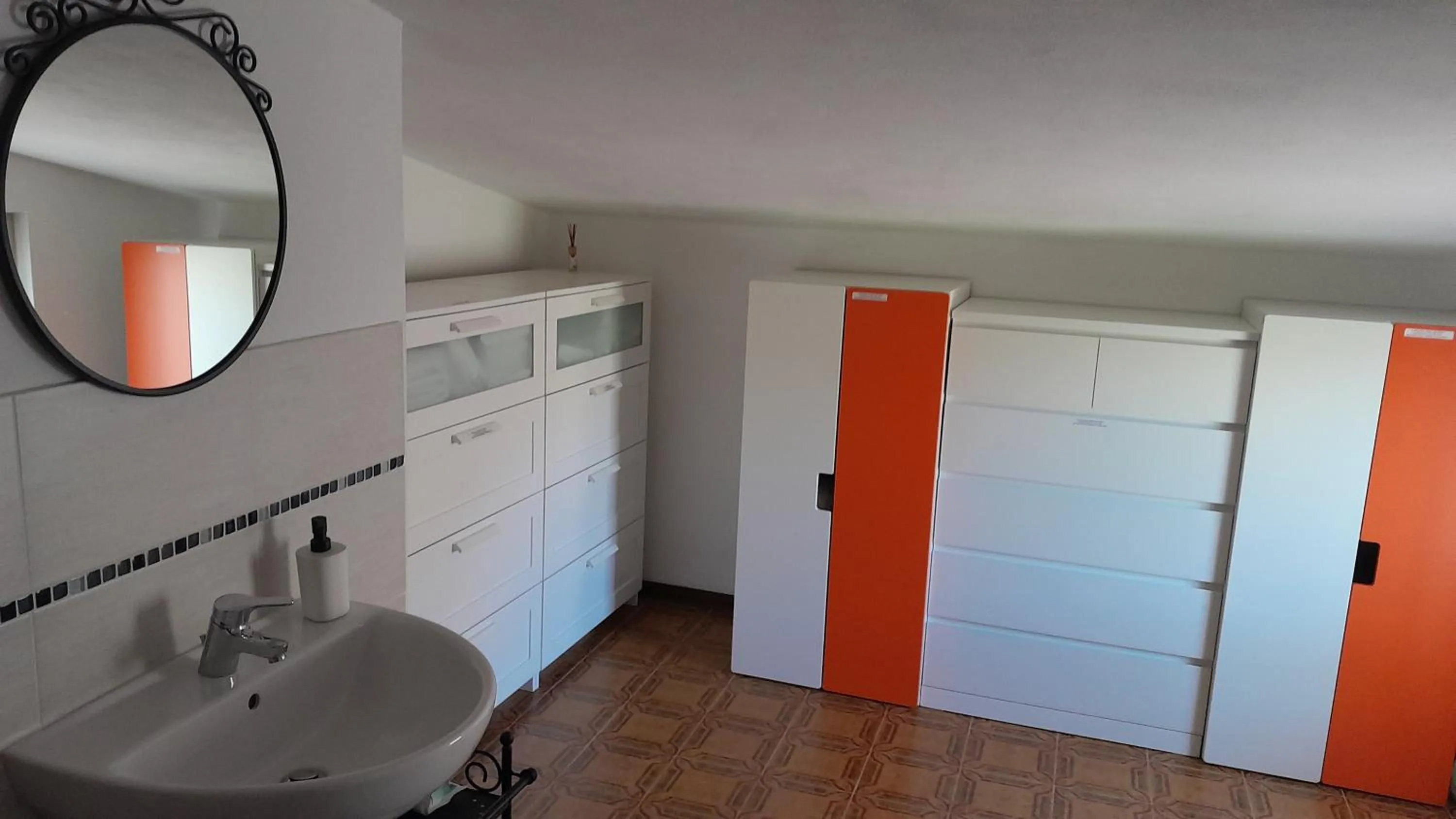 Bathroom in Tolasudolsa Rooms, Breakfast & Mountain Bike
