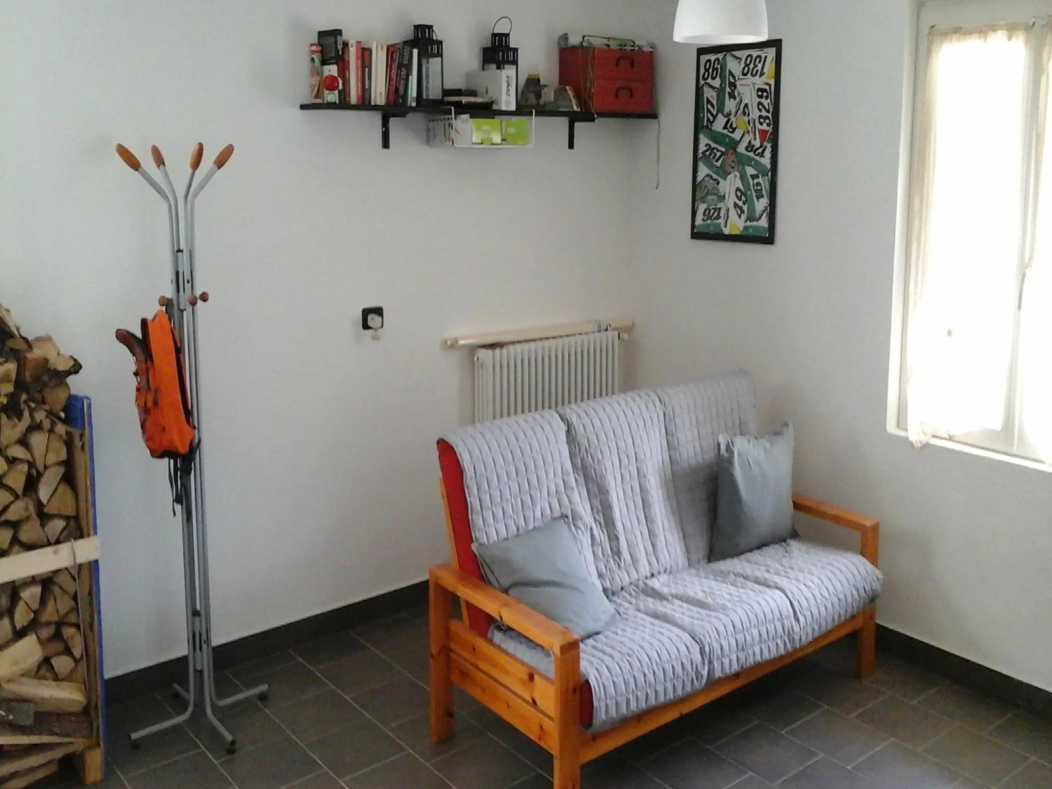 Communal lounge/ TV room in Tolasudolsa Rooms, Breakfast & Mountain Bike