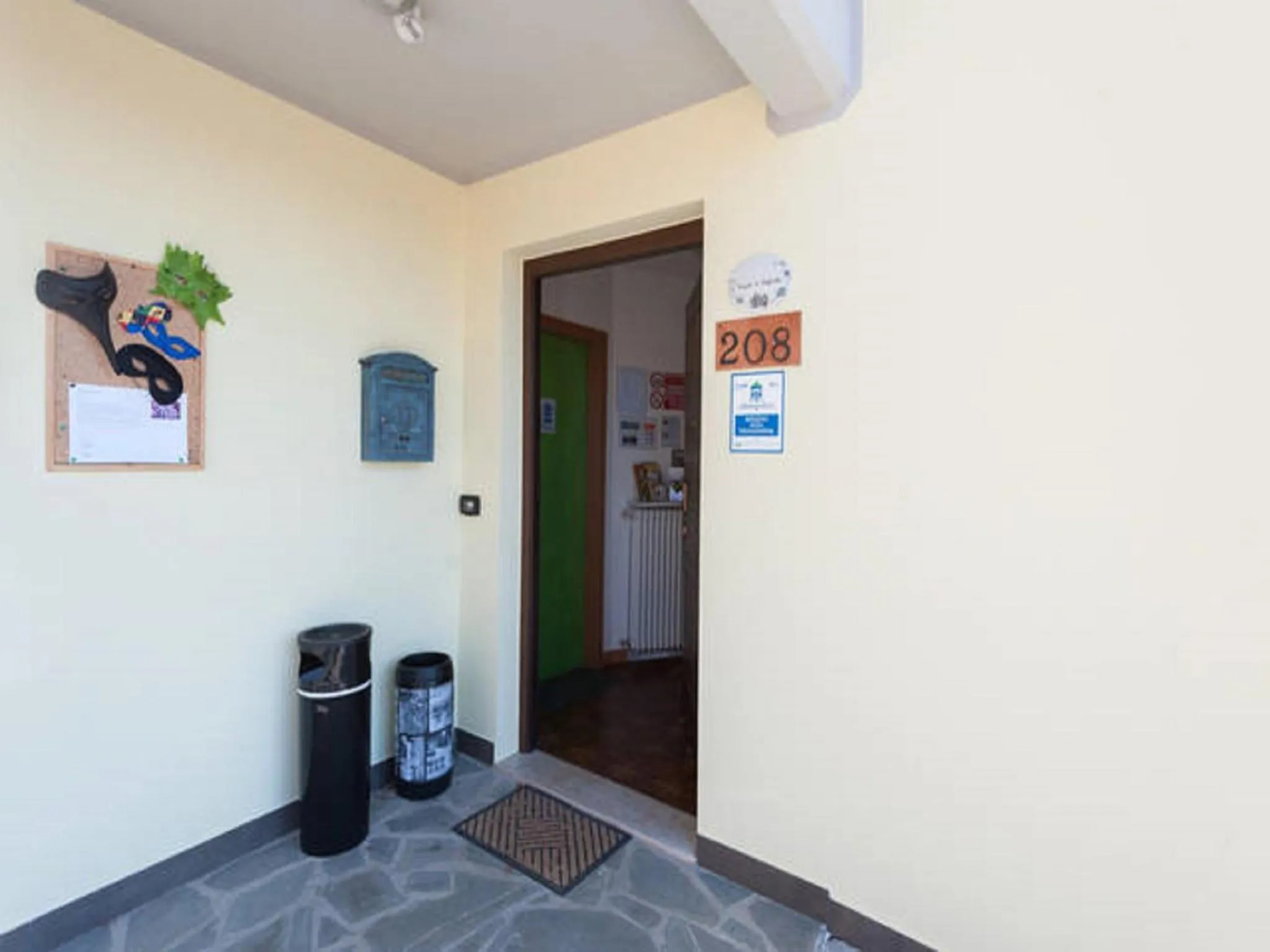 Facade/entrance in Tolasudolsa Rooms, Breakfast & Mountain Bike
