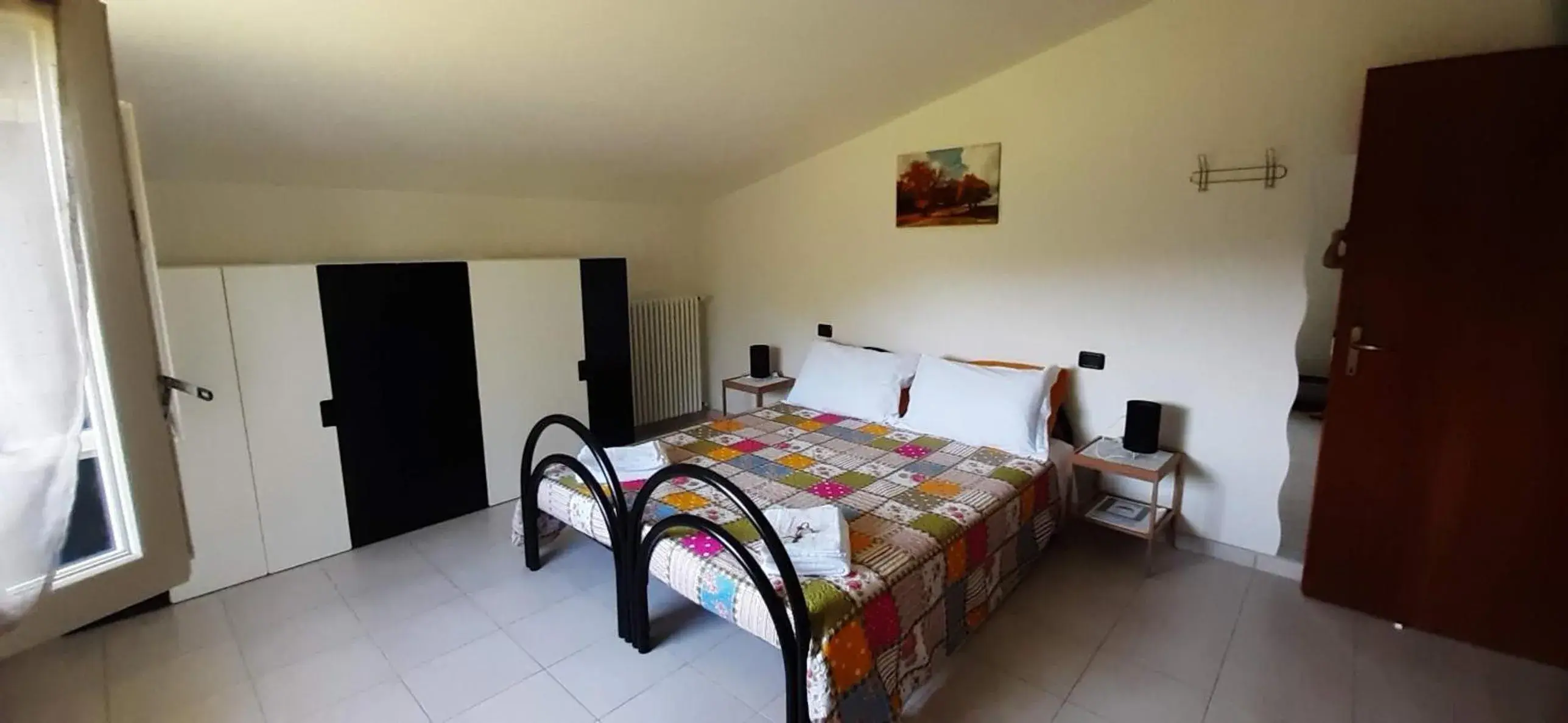 Double or Twin Room with Private External Bathroom in Tolasudolsa Rooms, Breakfast & Mountain Bike Double or Twin Room with Private External Bathroom in Tolasudolsa Rooms, Breakfast & Mountain Bike