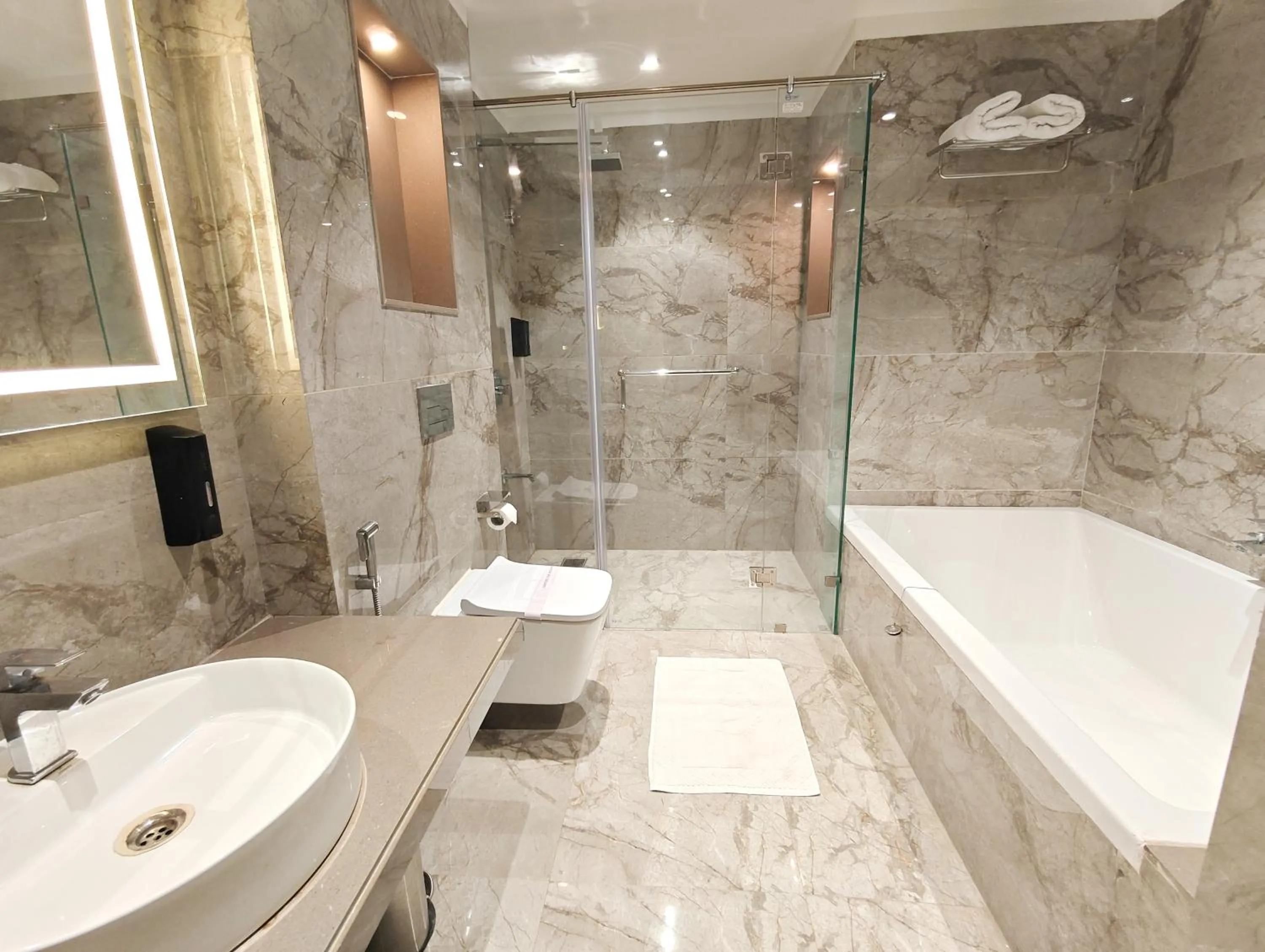 Bathroom in The Sky Imperial Hotel Kailash