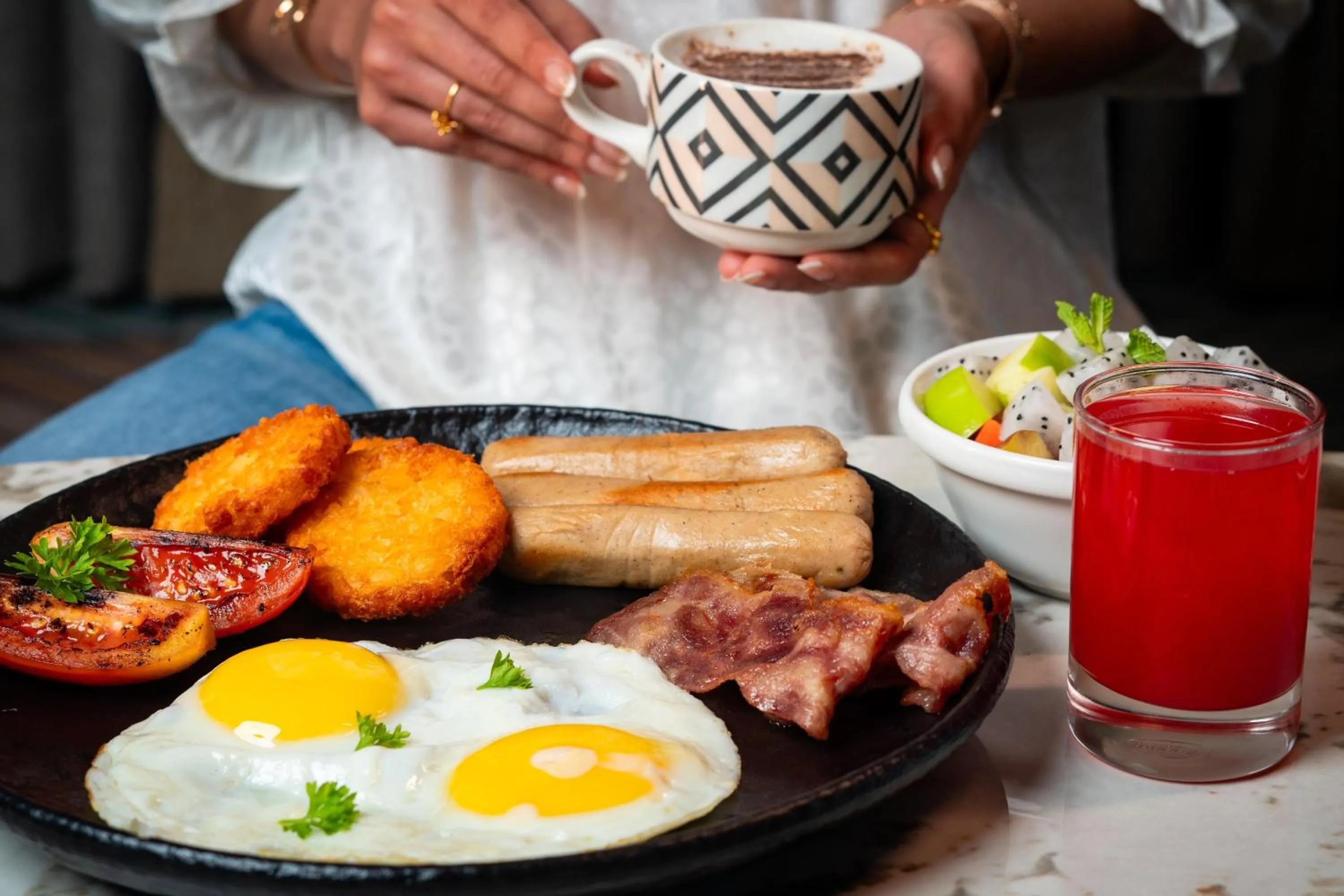 Coffee/tea facilities in The Palomar By Crossway