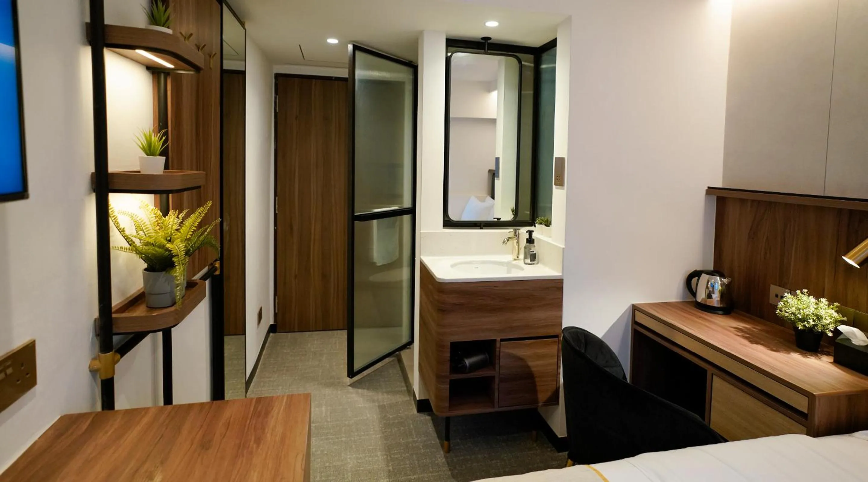 Photo of the whole room, Bed in ST Signature Bugis Middle, SHORT OVERNIGHT, 11 hours 8PM-7AM