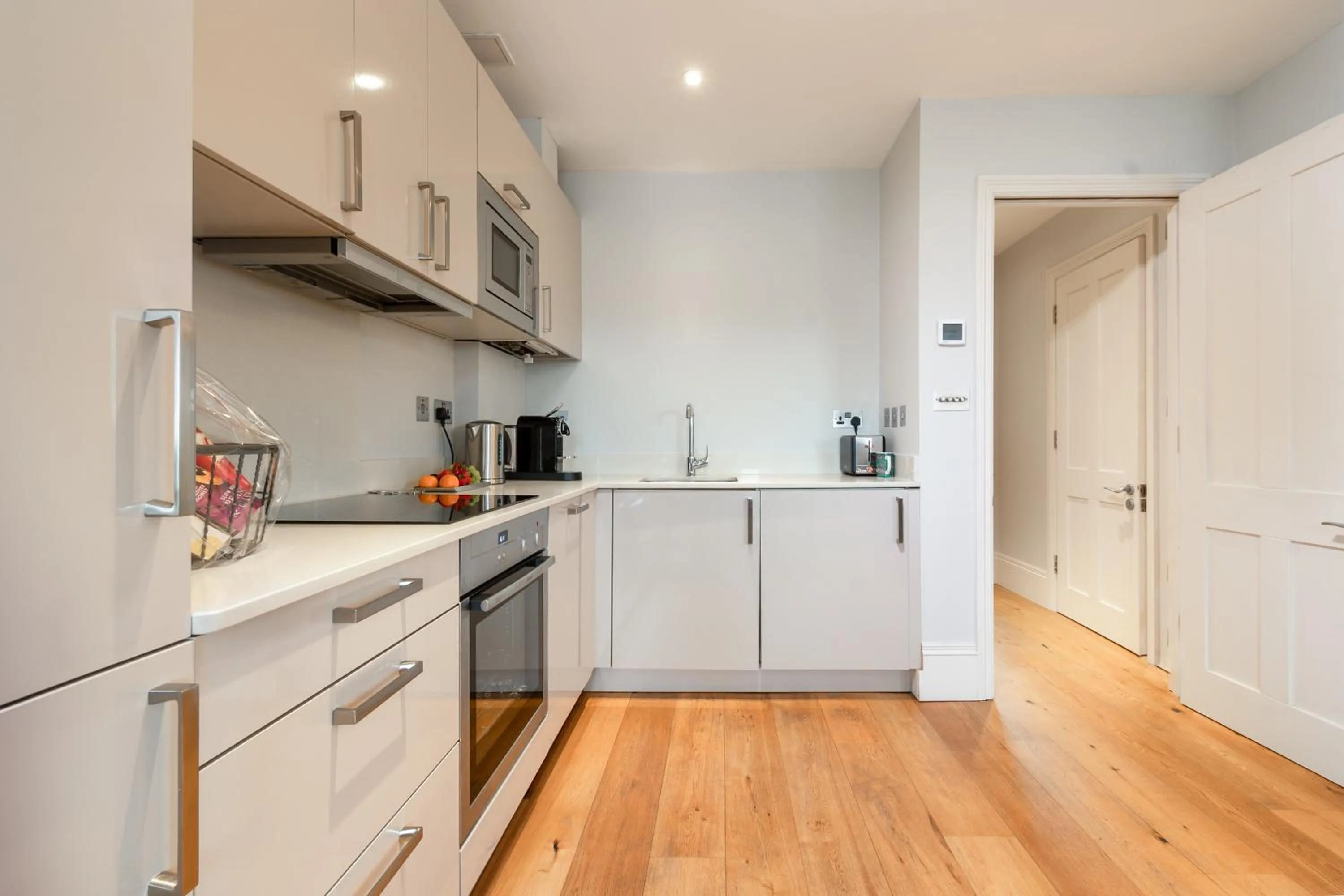 Kitchen or kitchenette in Bath Circle