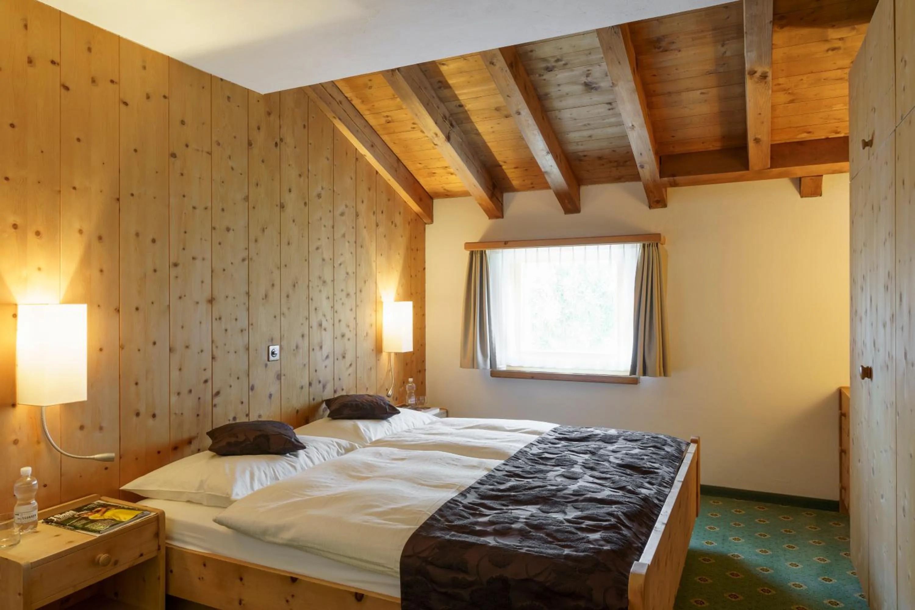 Bedroom, Bed in Hotel Saluver