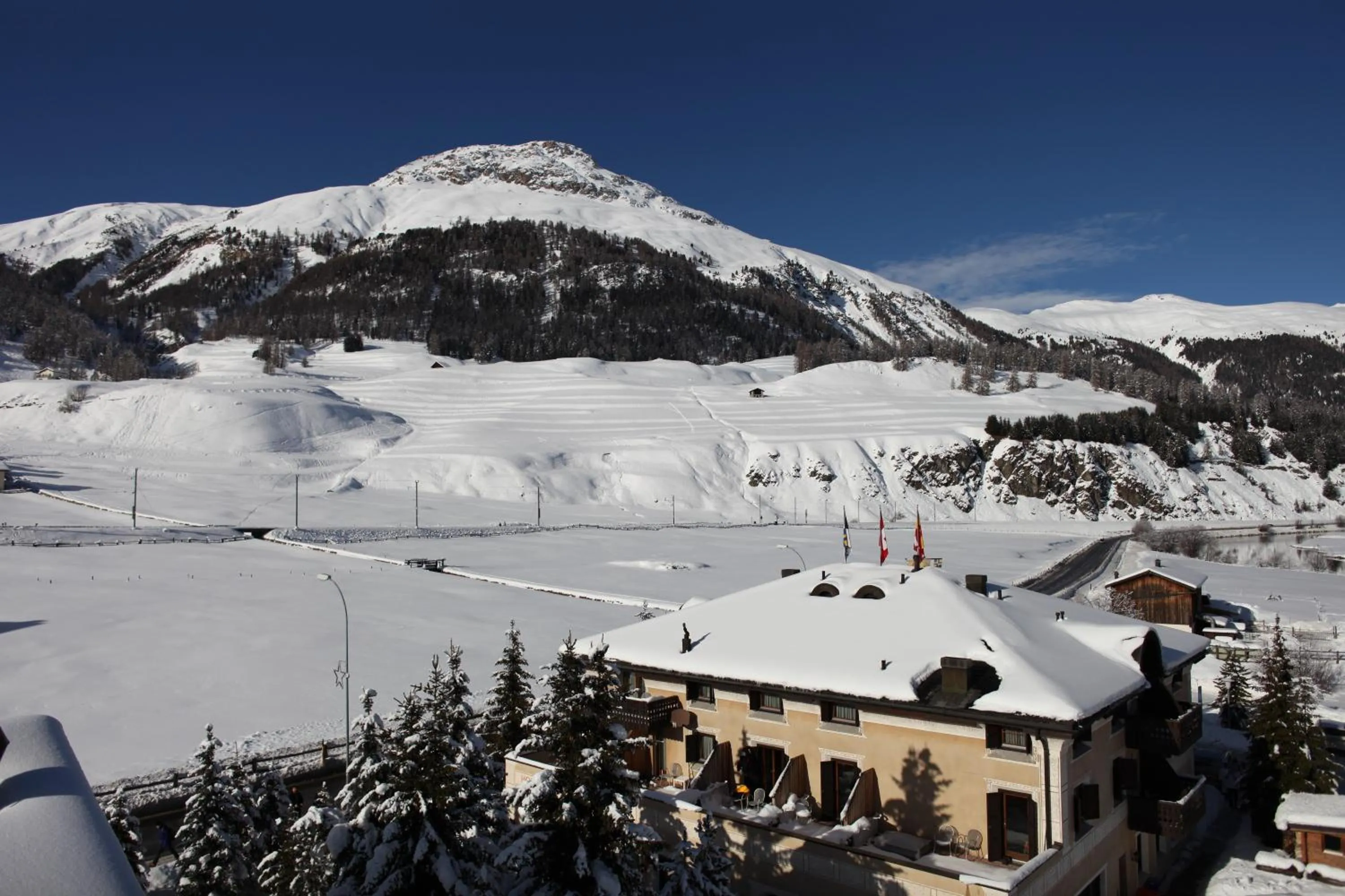 Facade/entrance in Hotel Saluver