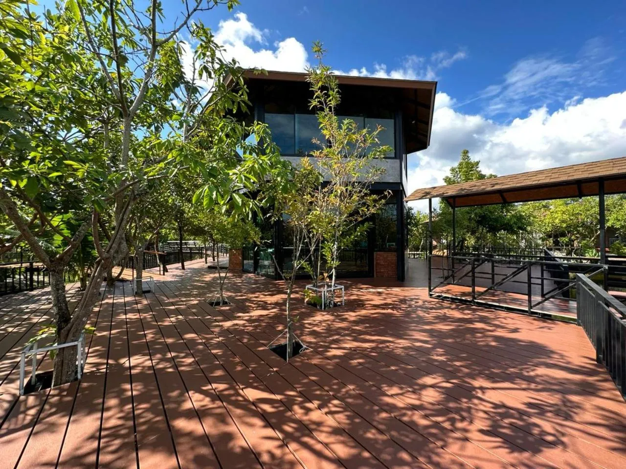 Property building in The Beatles Lagoon