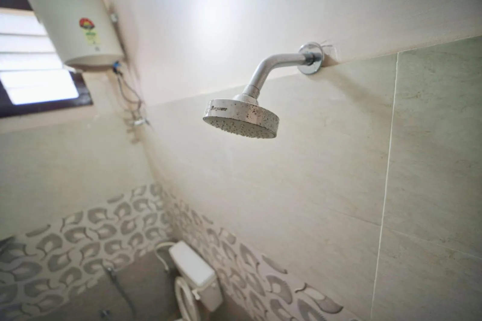 Shower in CM Stays Service Apartment - Near Chennai Airport - Pallavaram
