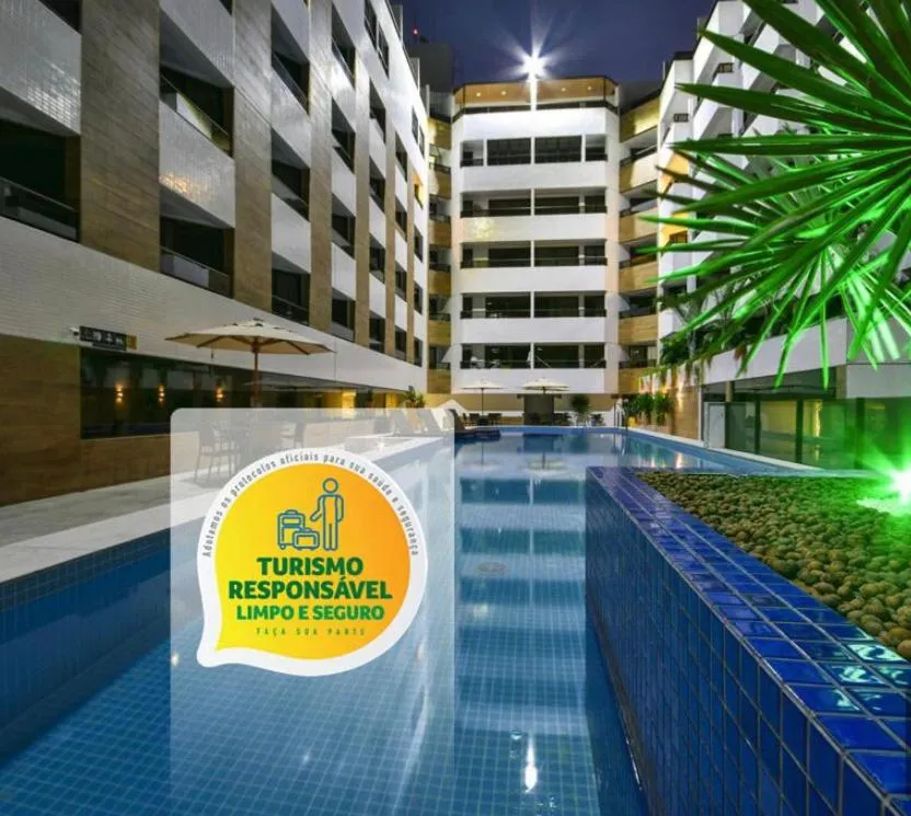 Swimming pool in Gold Flat Cabo Branco