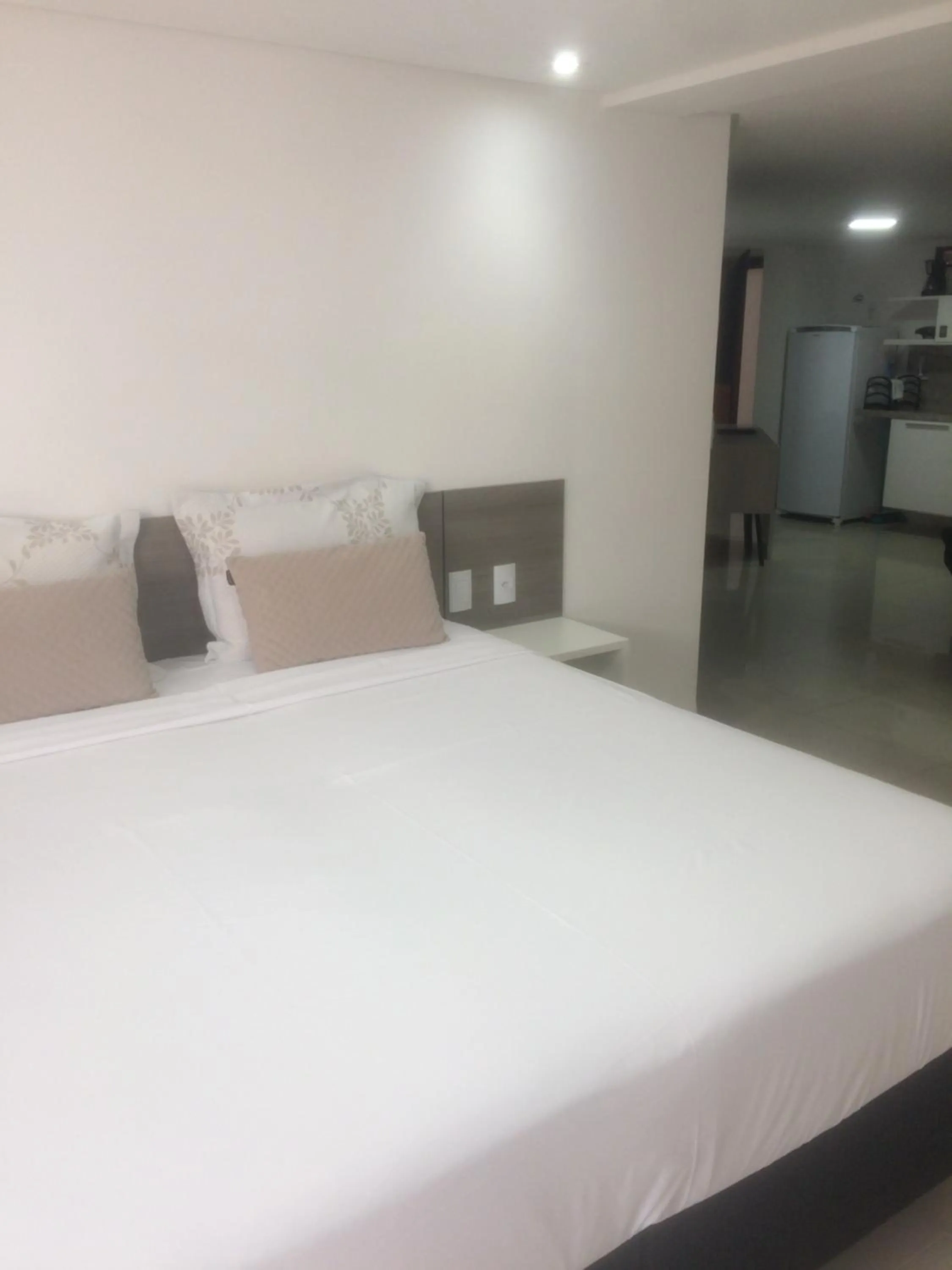 Bed in Gold Flat Cabo Branco