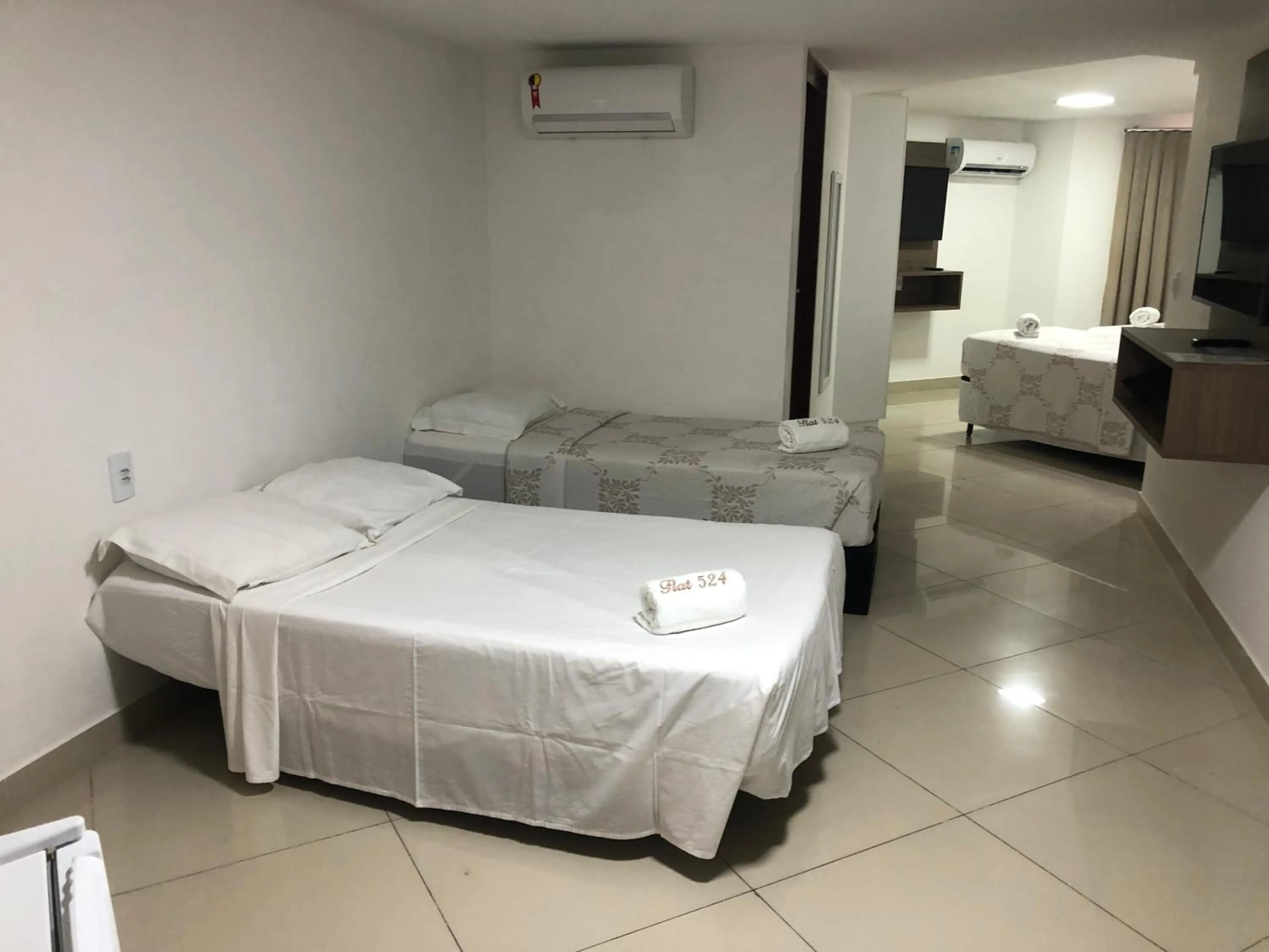 Bed in Gold Flat Cabo Branco