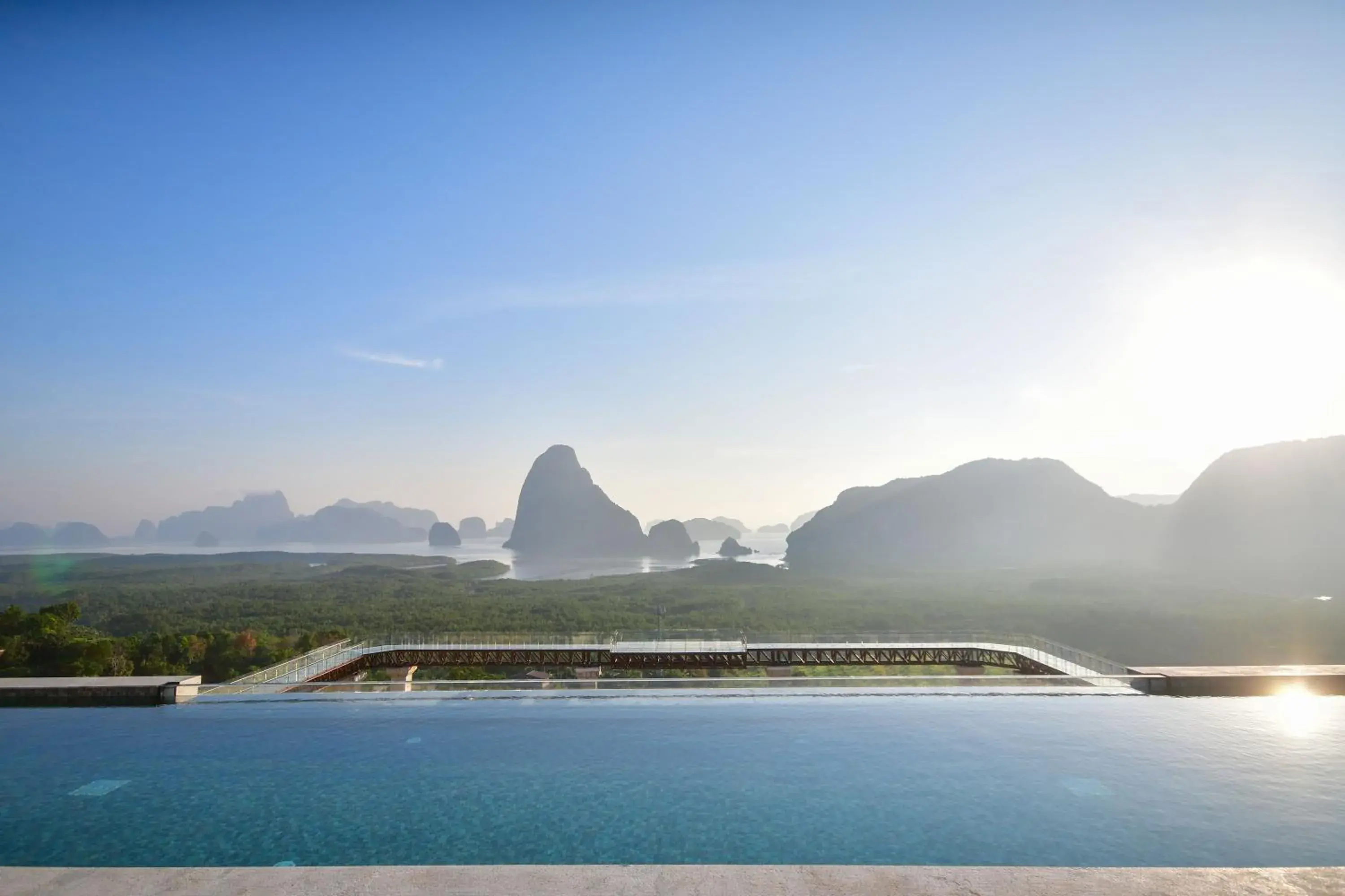 Swimming pool in Beyond Skywalk Nangshi Swimming pool in Beyond Skywalk Nangshi