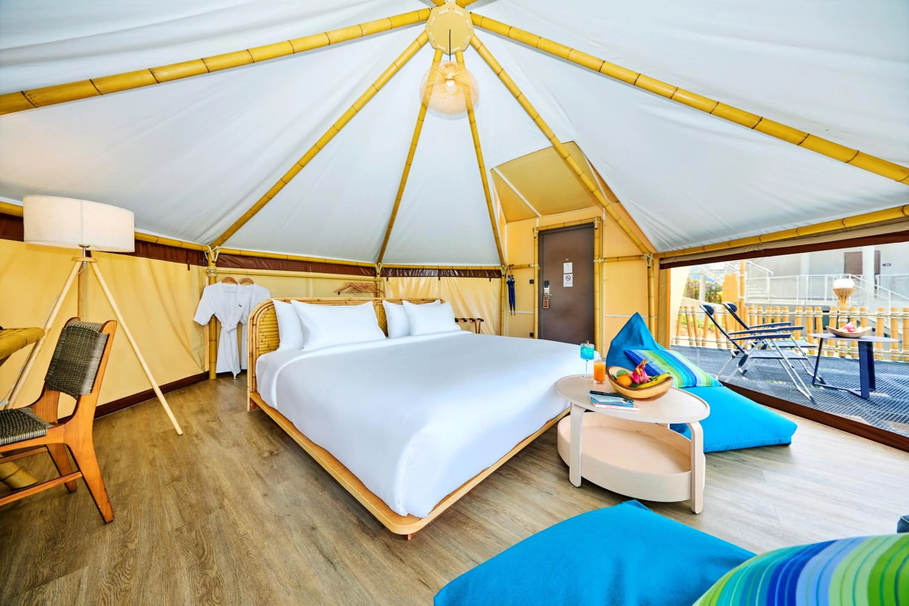 Bed in Beyond Skywalk Nangshi