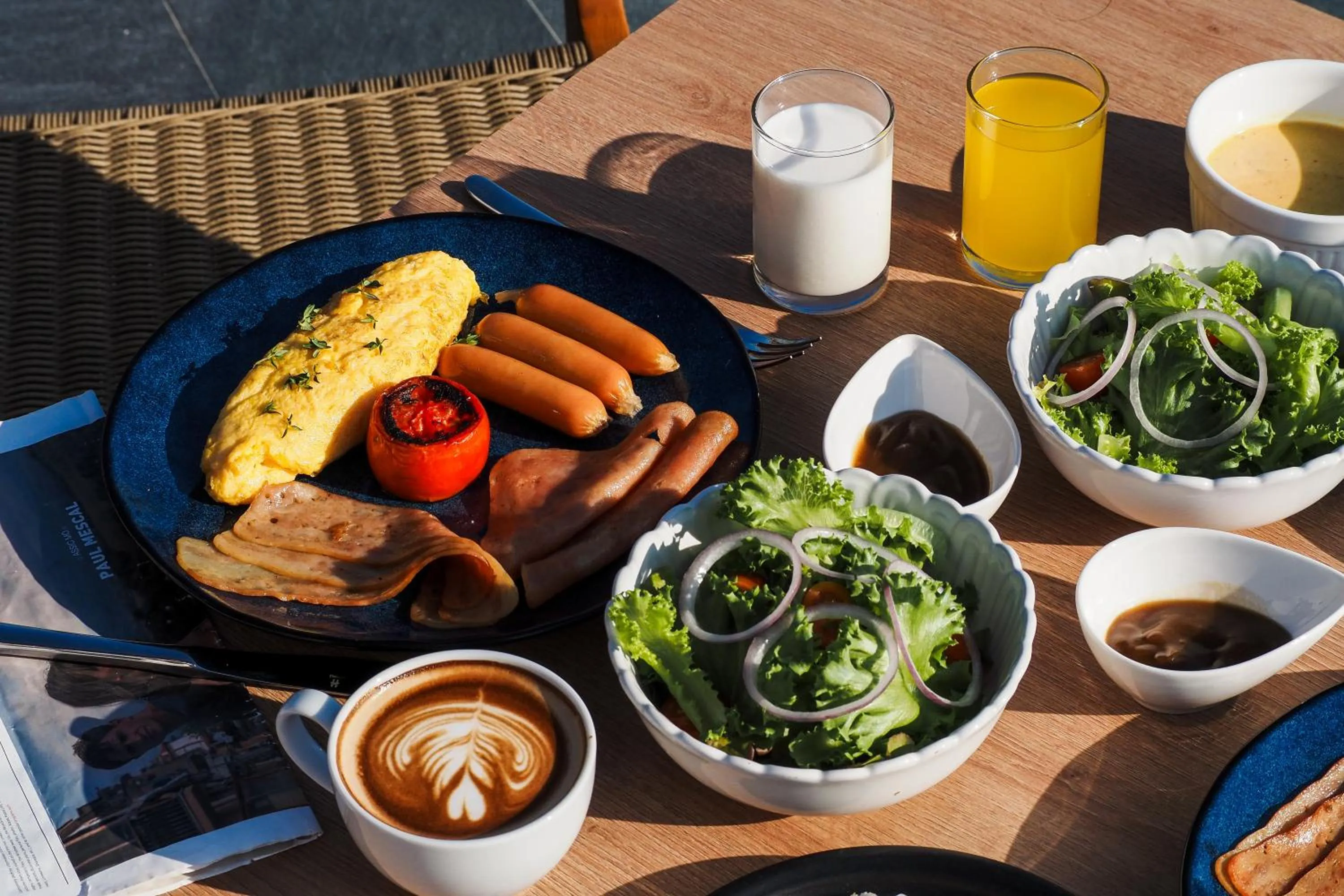 Restaurant/places to eat in Beyond Skywalk Nangshi