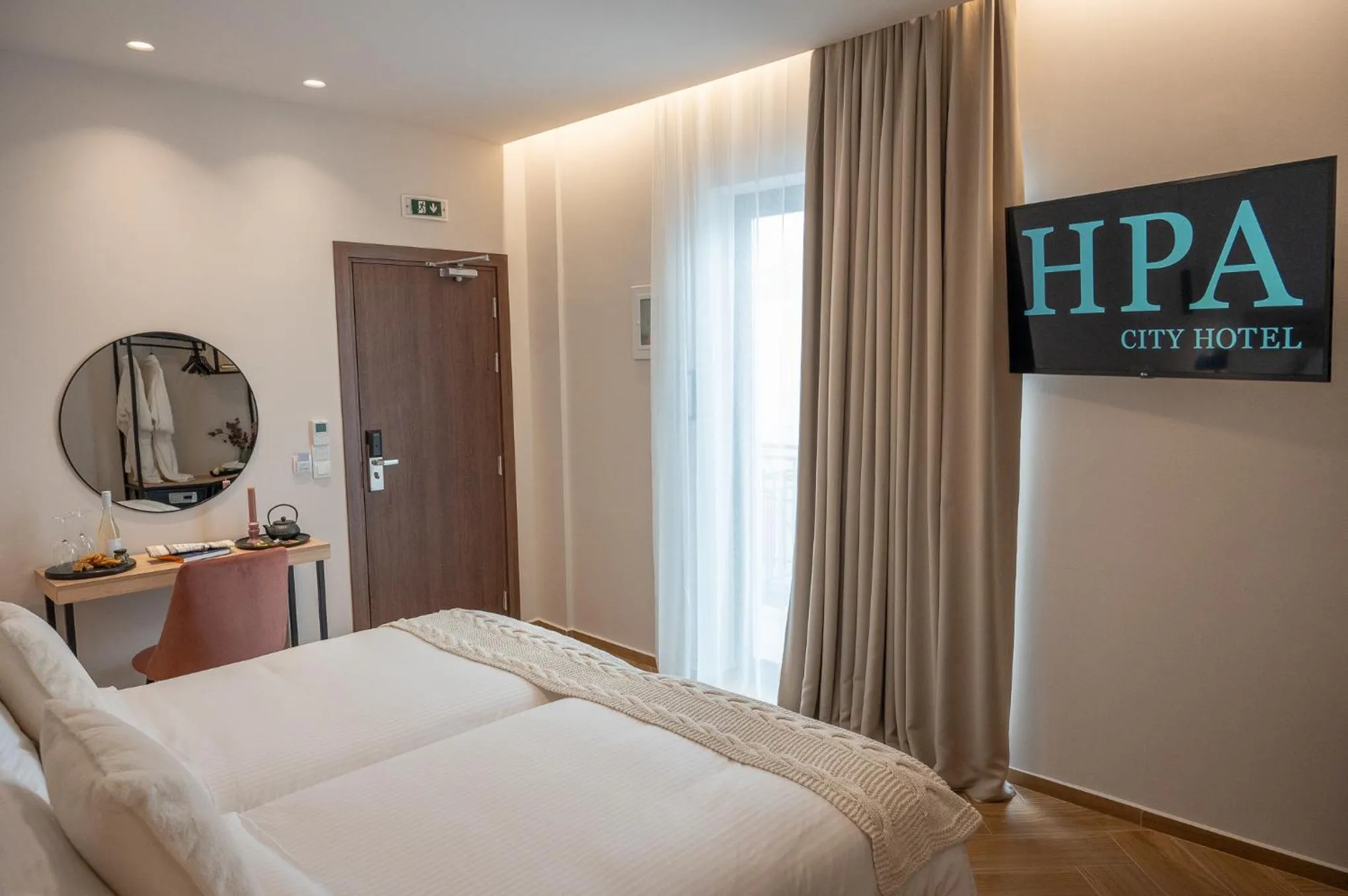 Bed in IRA - ΗΡΑ Hotel