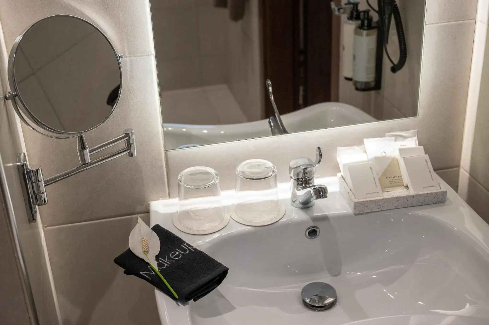 Standard Triple Room in IRA - ΗΡΑ Hotel Standard Triple Room in IRA - ΗΡΑ Hotel