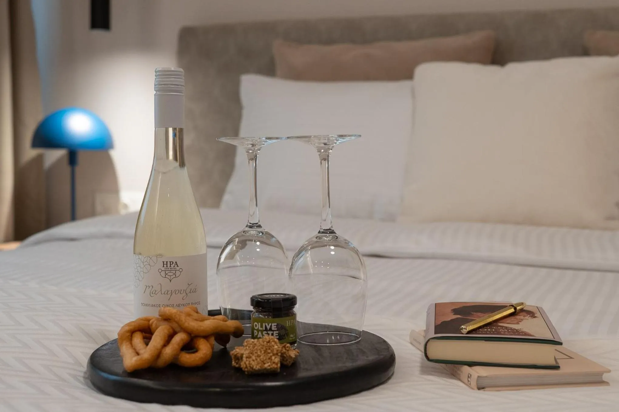 Food and drinks, Bed in IRA - ΗΡΑ Hotel
