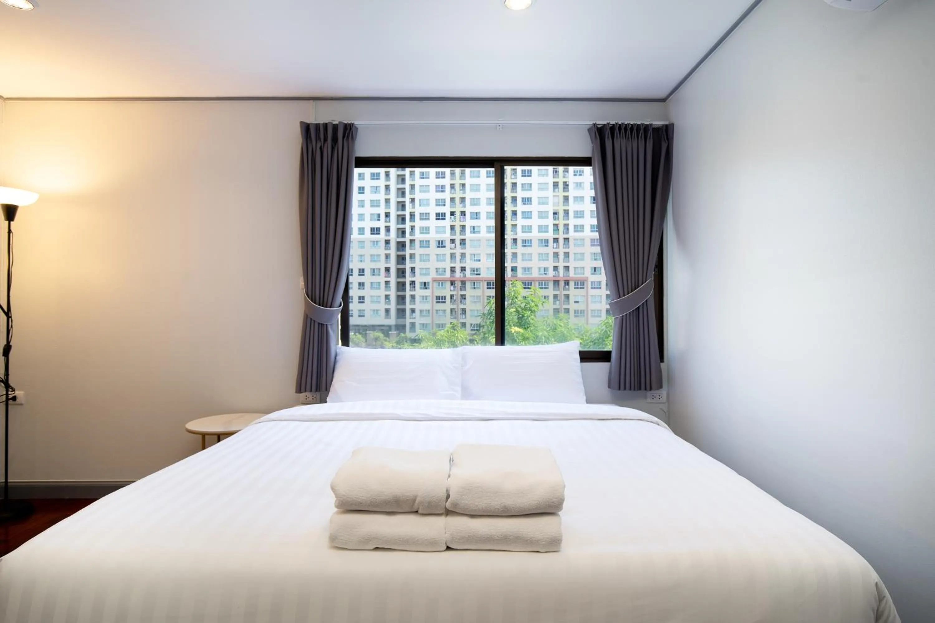 Bed in Capitel Rama 4