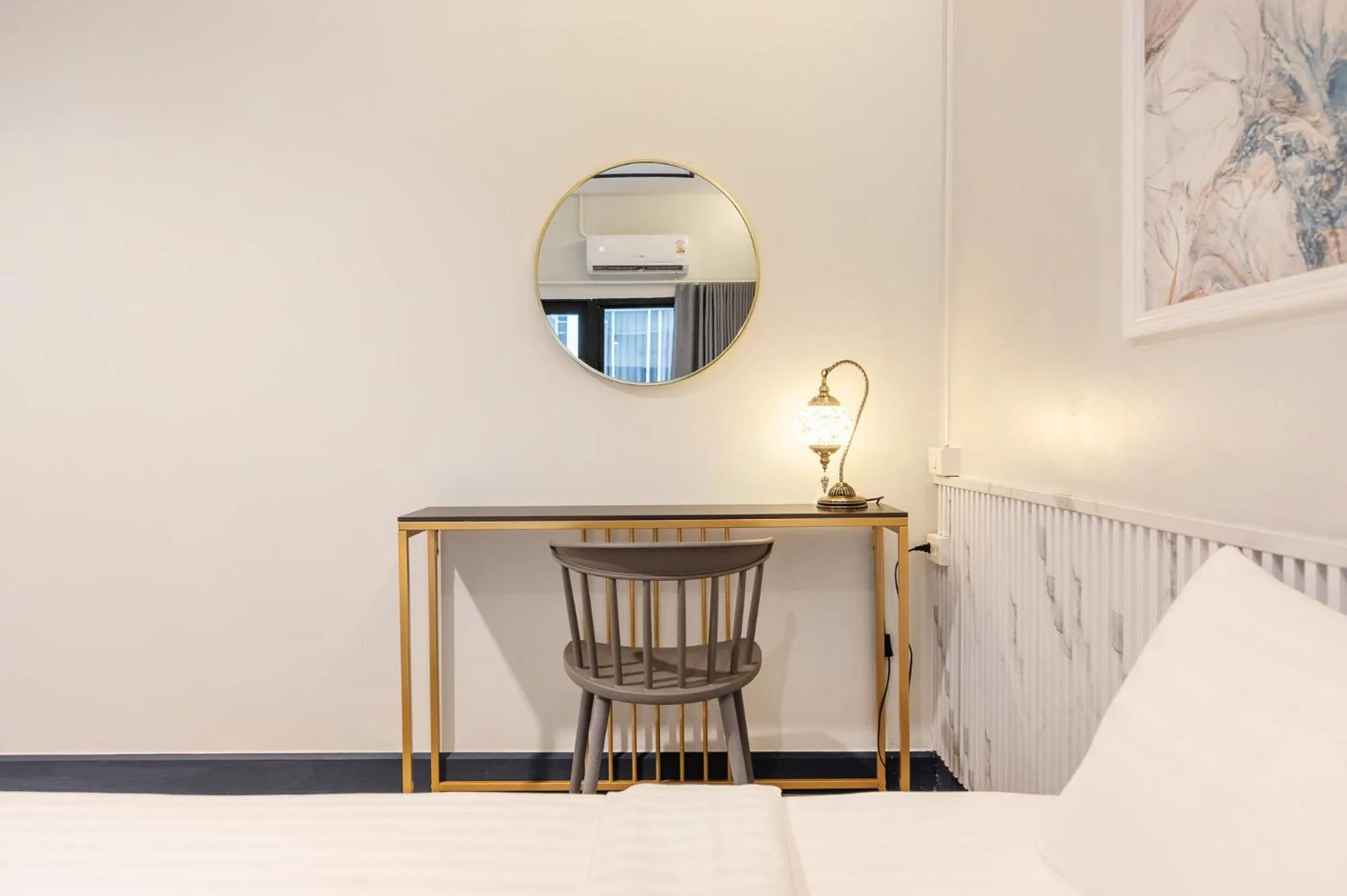 Bed in Capitel Rama 4