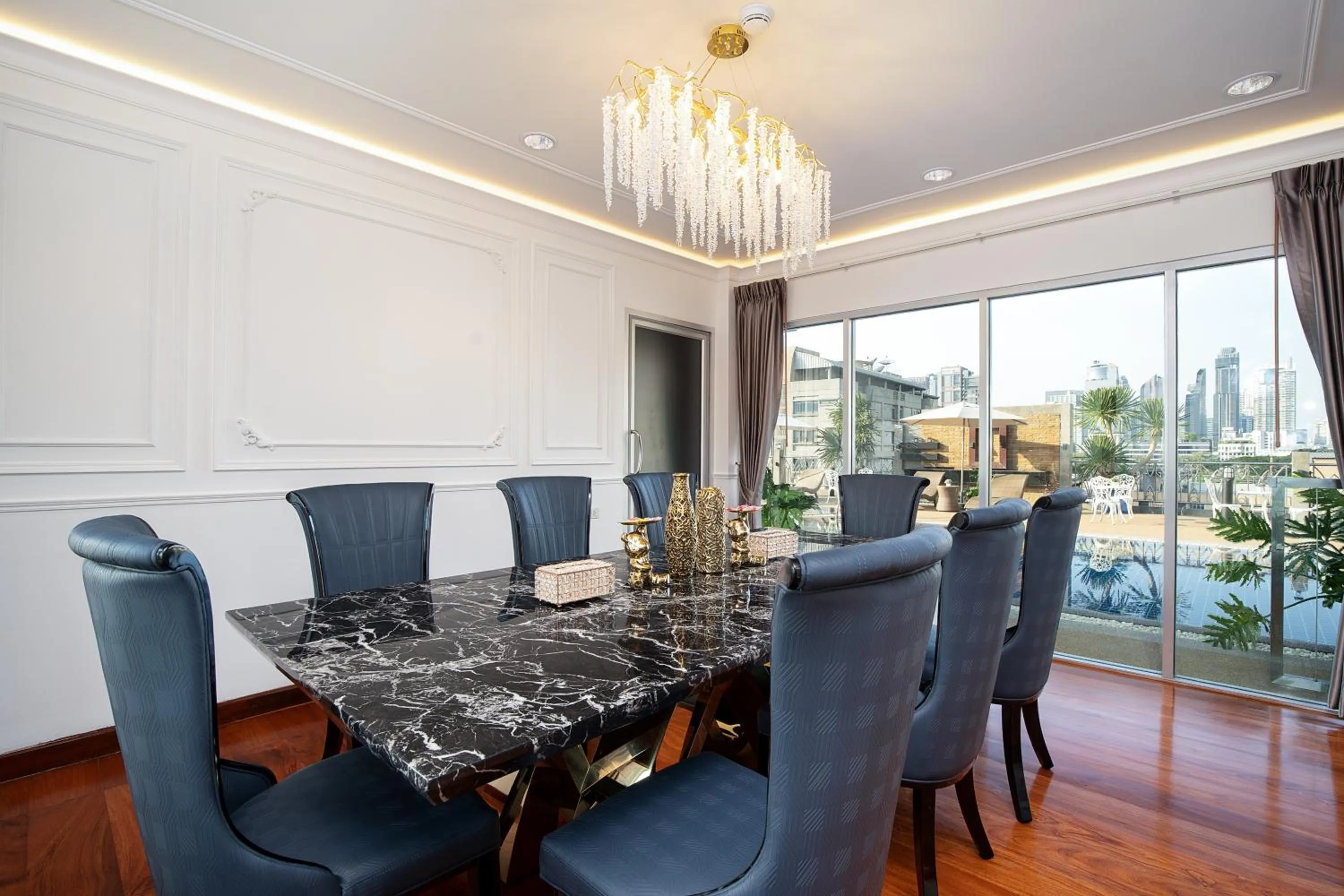 Living room in Capitel Rama 4