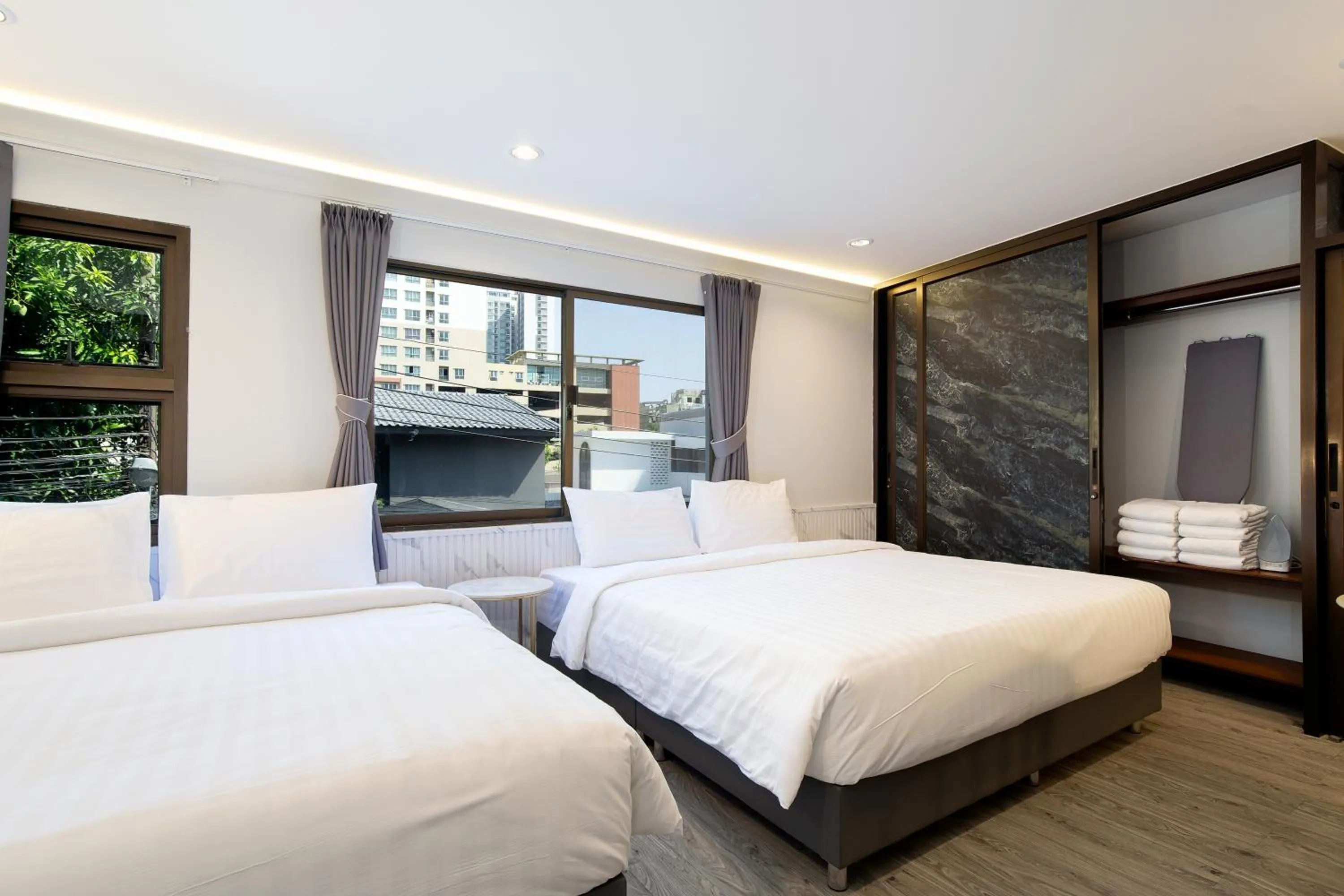 Bed in Capitel Rama 4