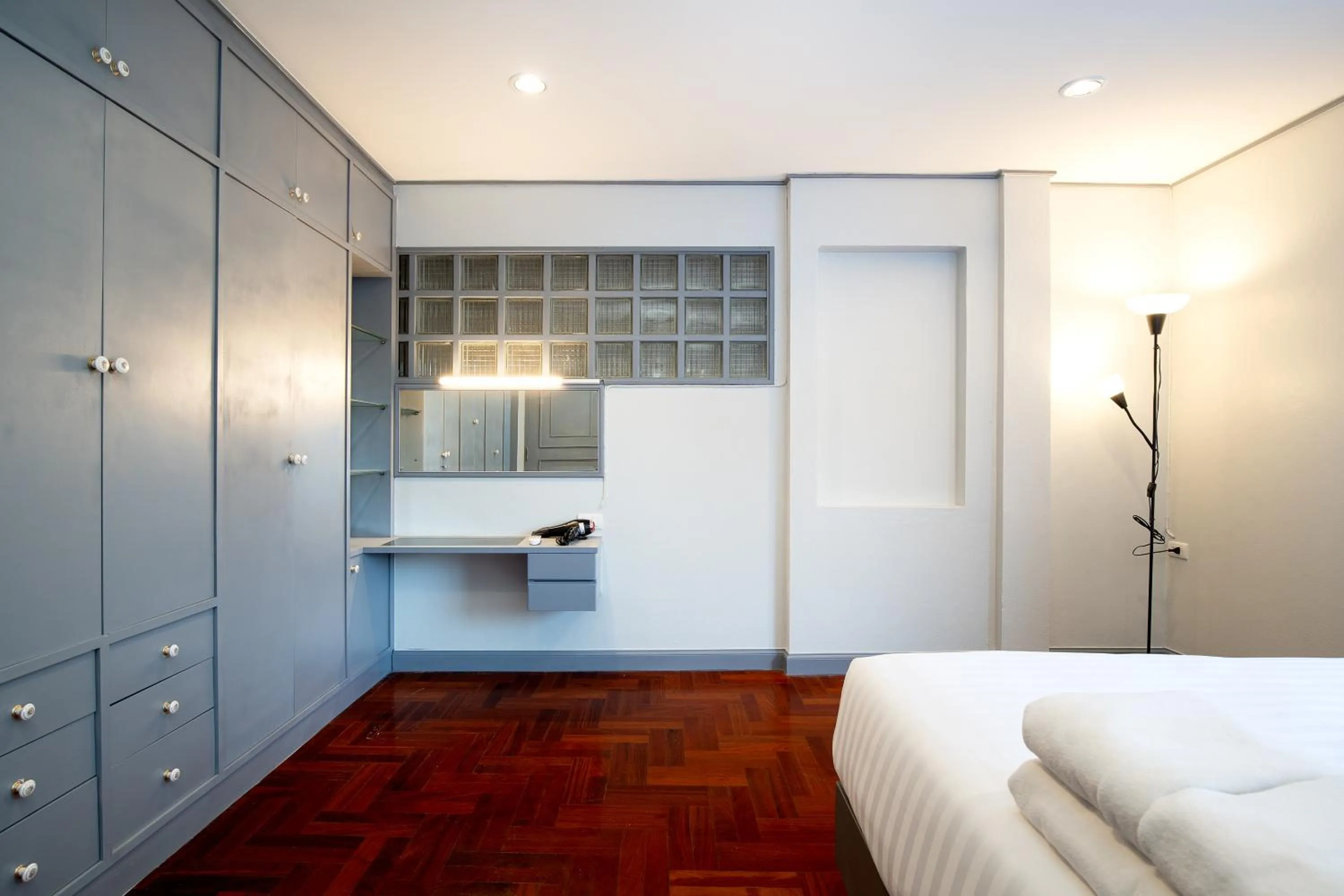 Bed in Capitel Rama 4