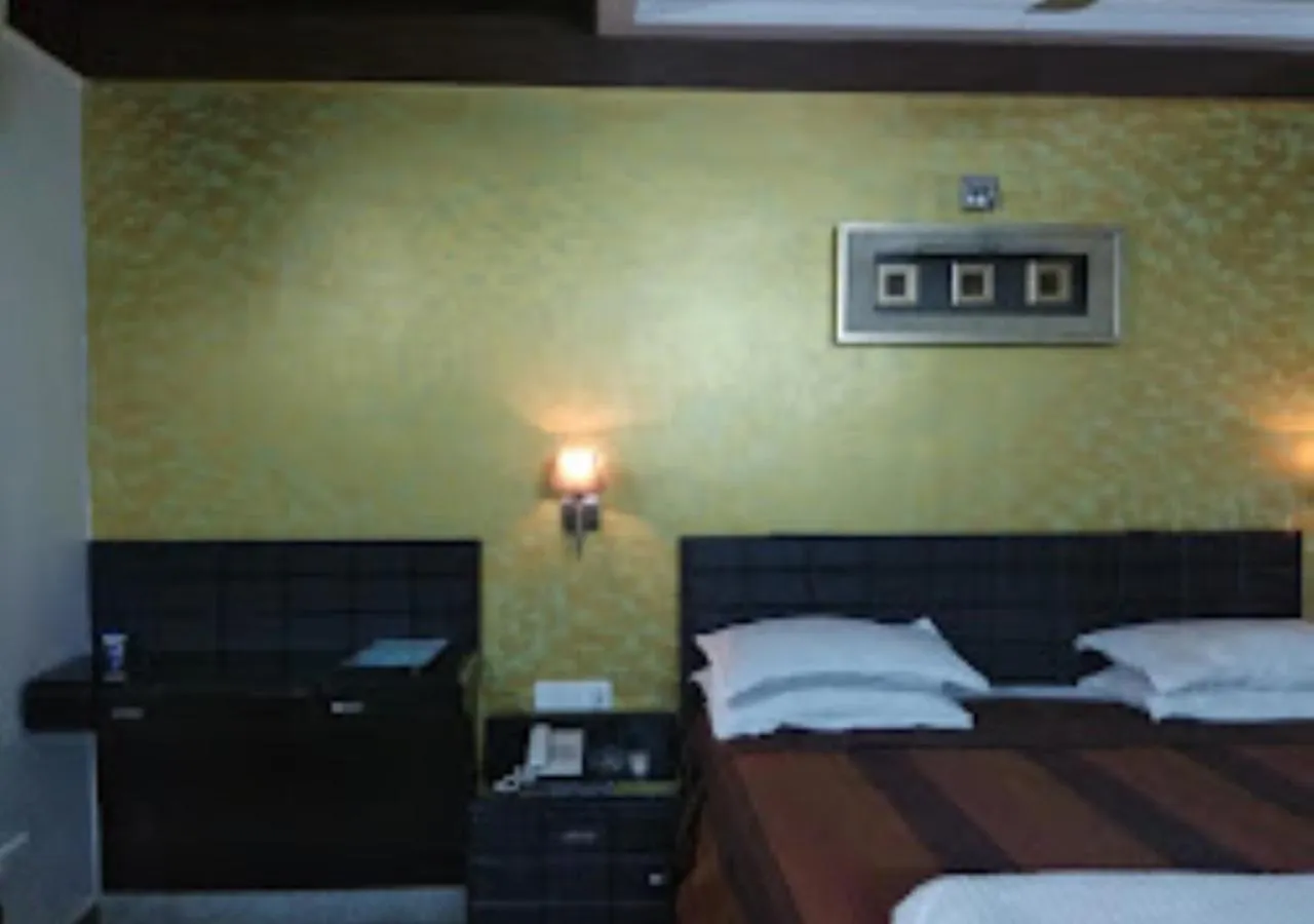 Bed in Hotel R.K.Palace Jharkhand