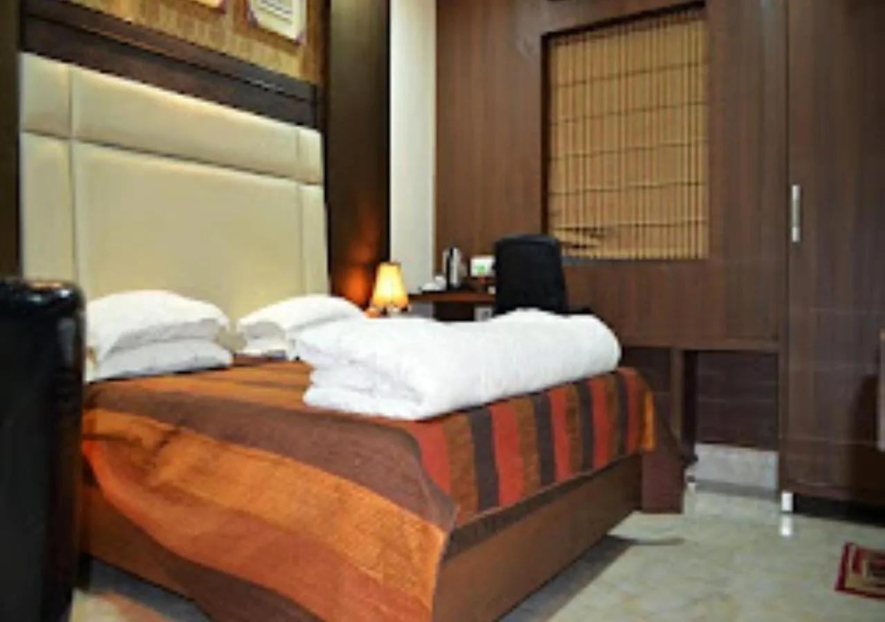 Bed in Hotel R.K.Palace Jharkhand